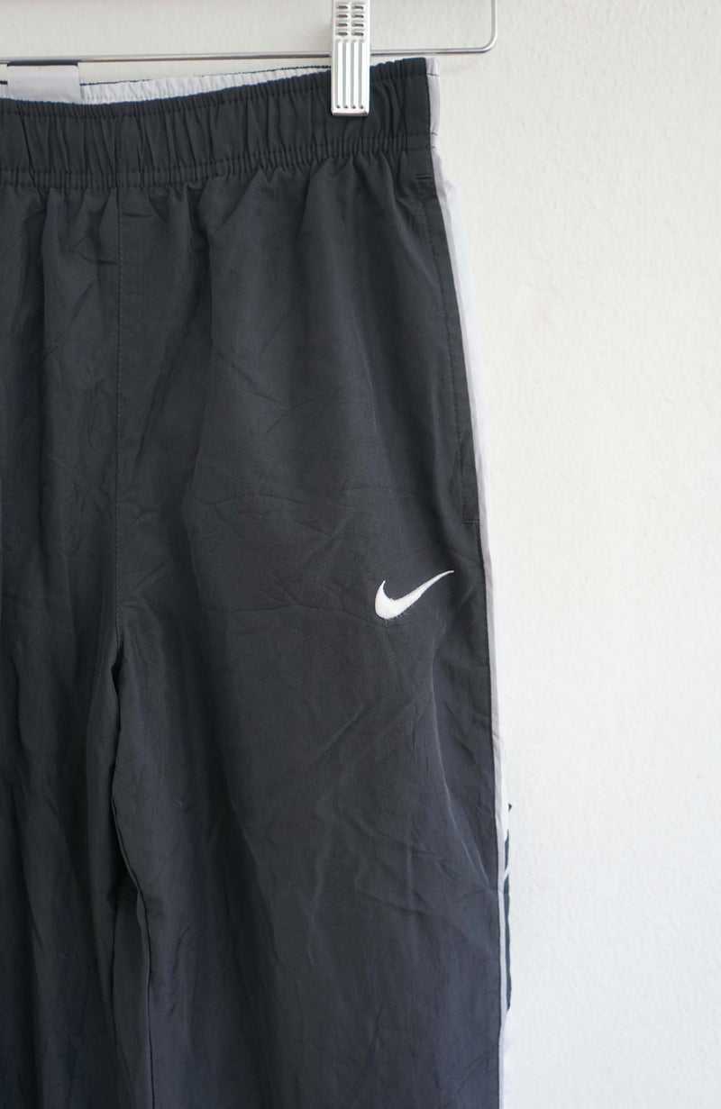VINTAGE NIKE TRACK PANTS XS