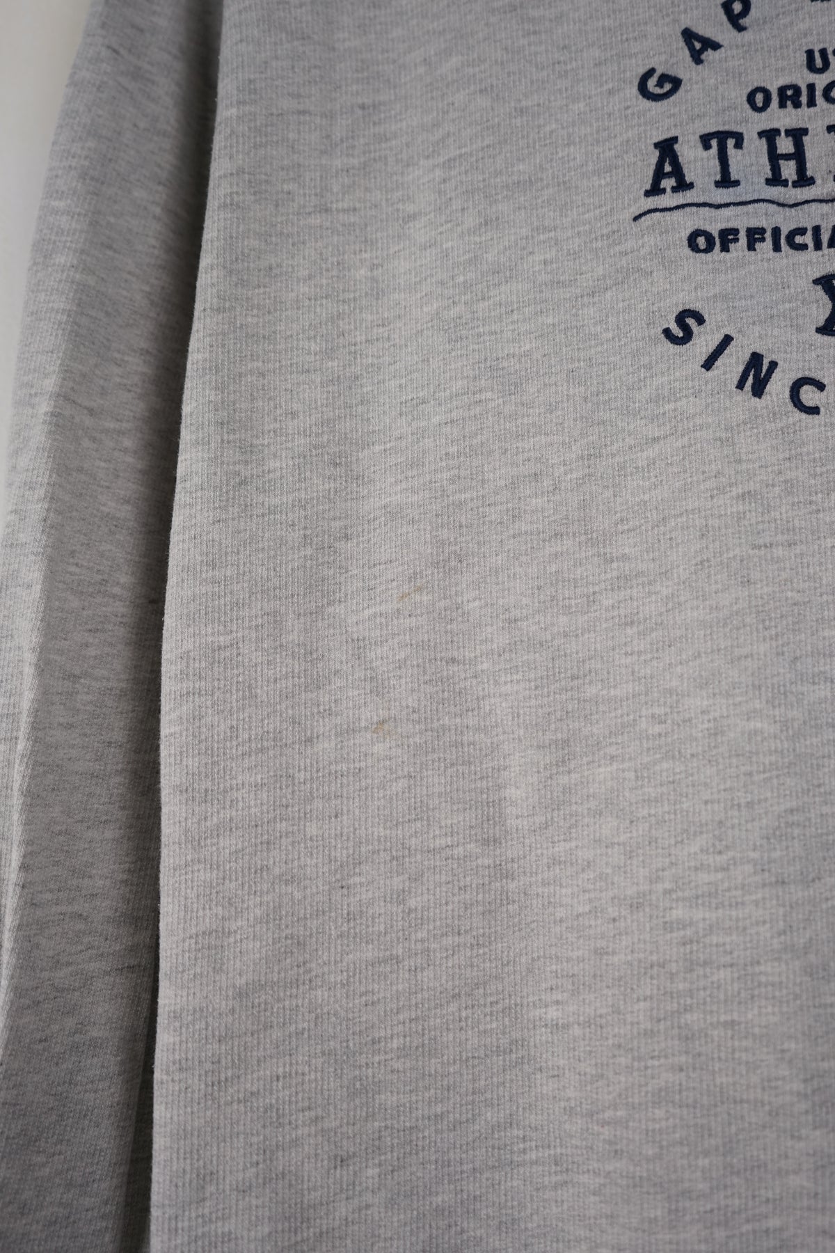 VINTAGE GAP ATHLETIC SWEATER (M)