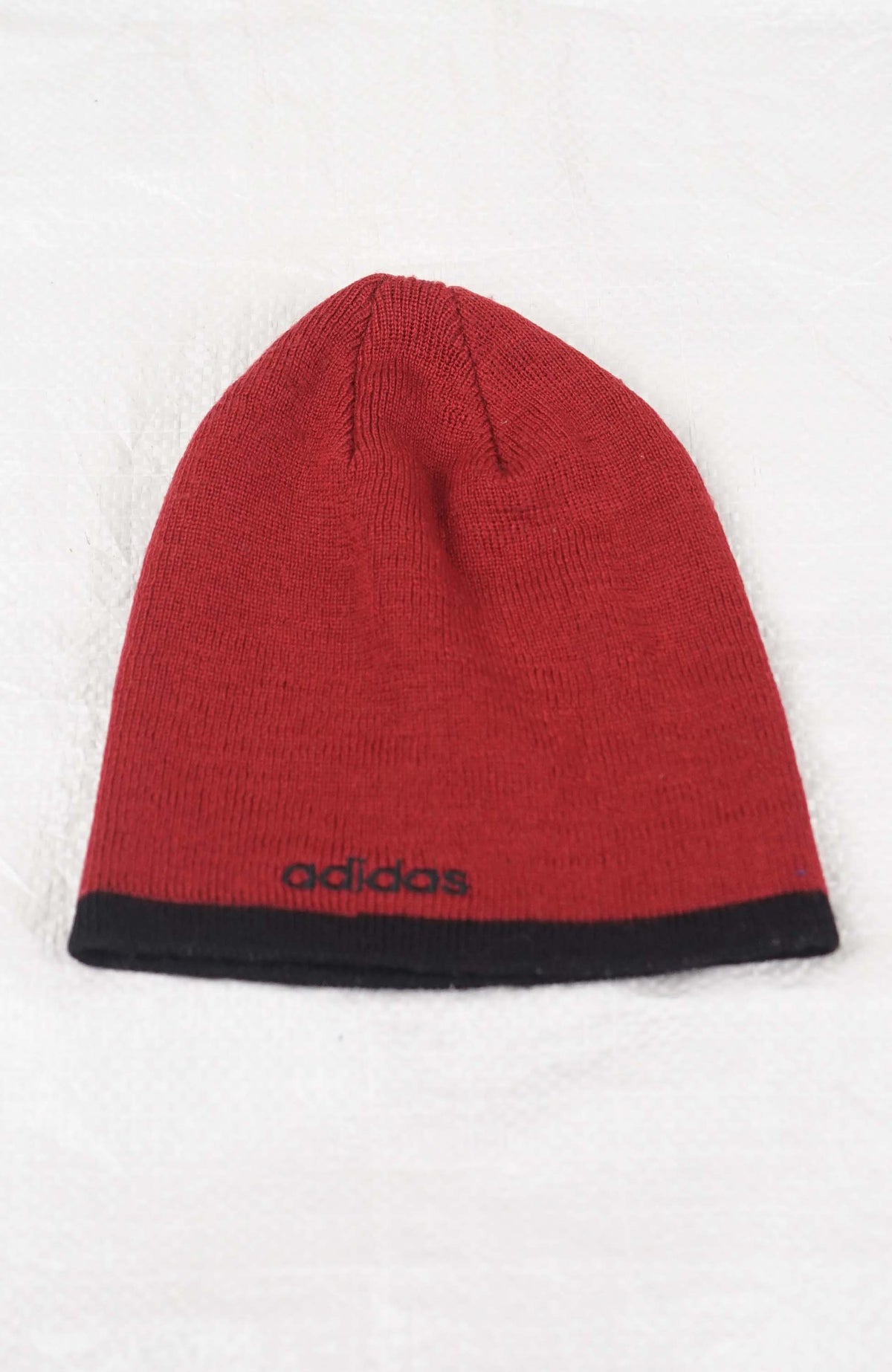 VINTAGE ADIDAS SKULL BEANIE