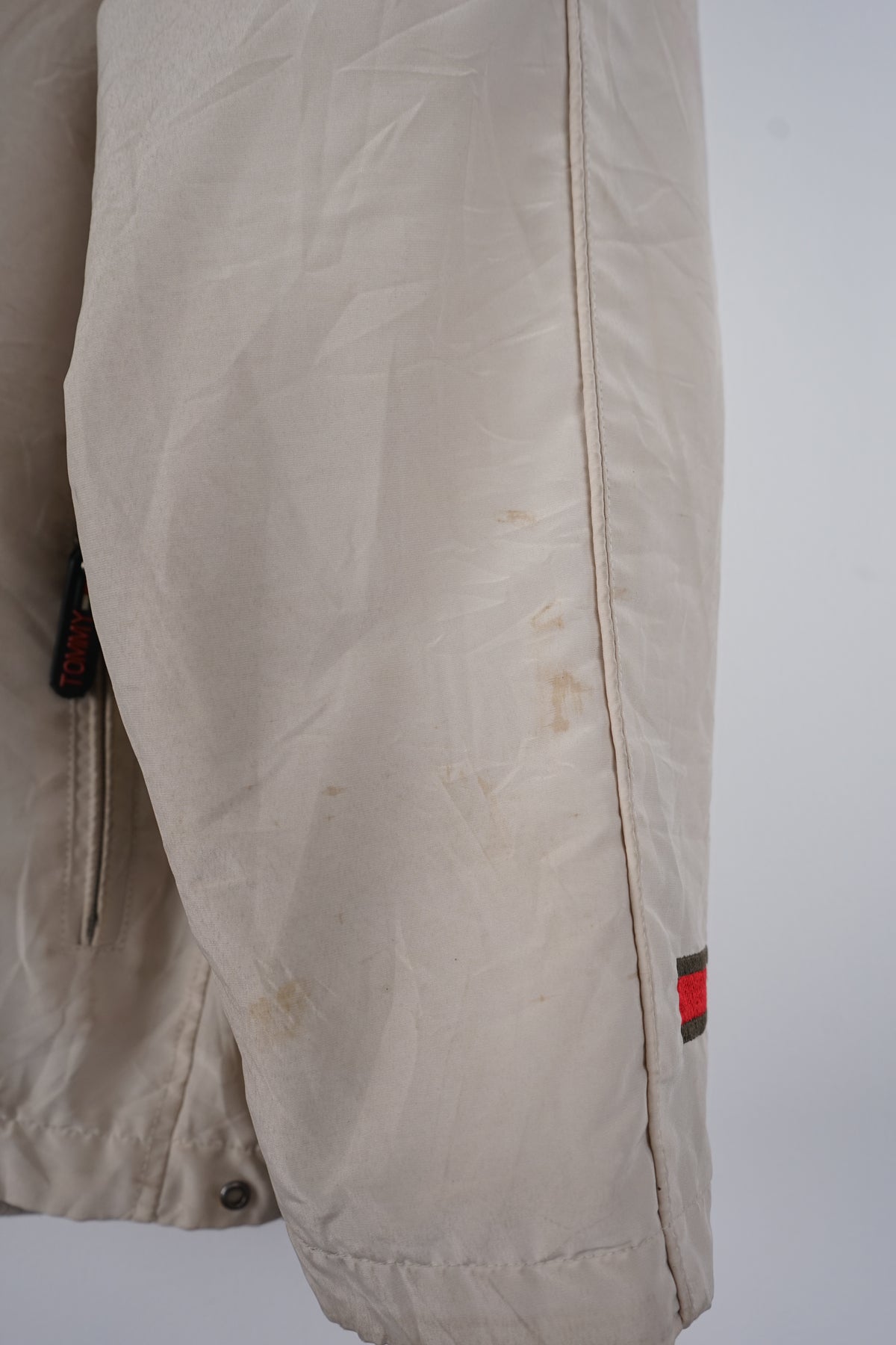 VINTAGE TOMMY HILFIGER WINDBREAKER (M)