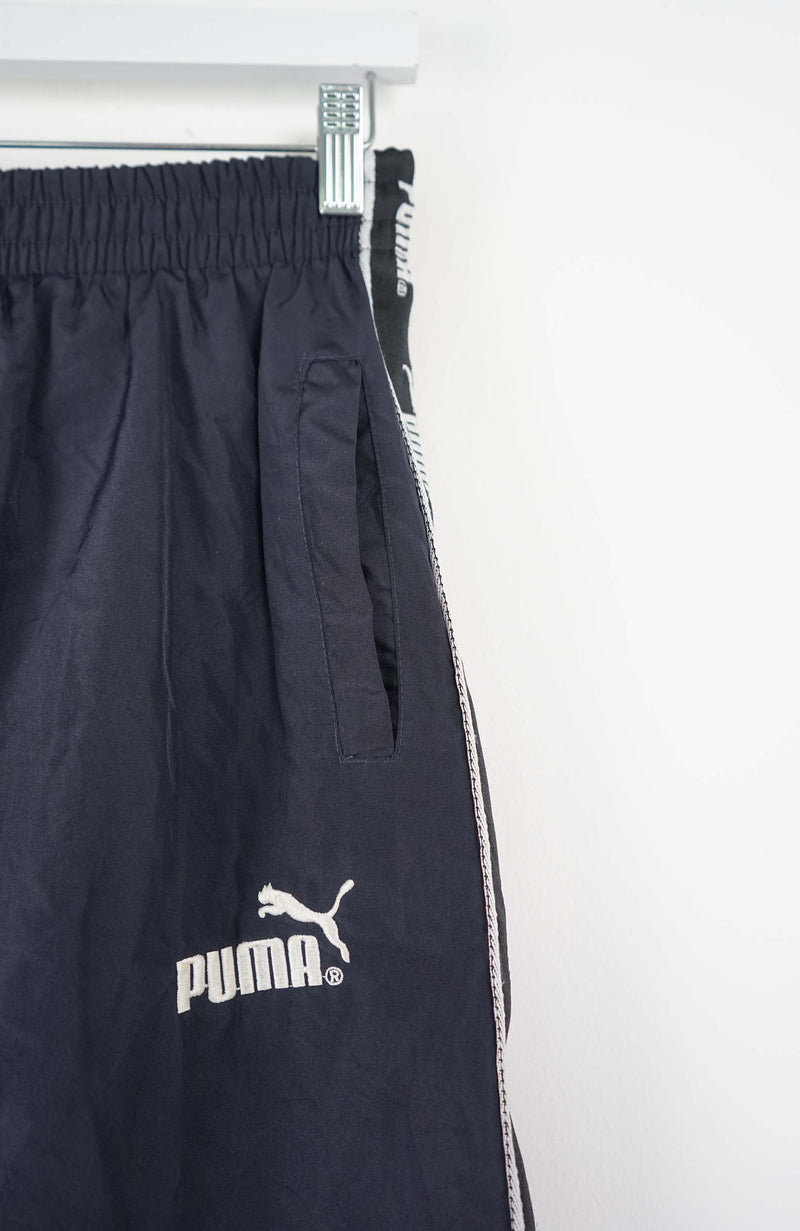 VINTAGE PUMA TRACK PANTS (M)