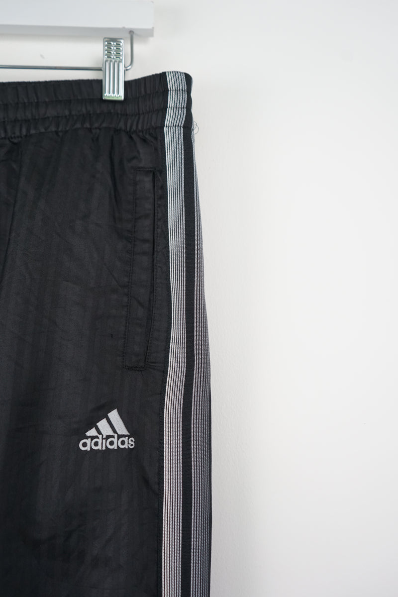 VINTAGE ADIDAS TRACK PANTS (XL)