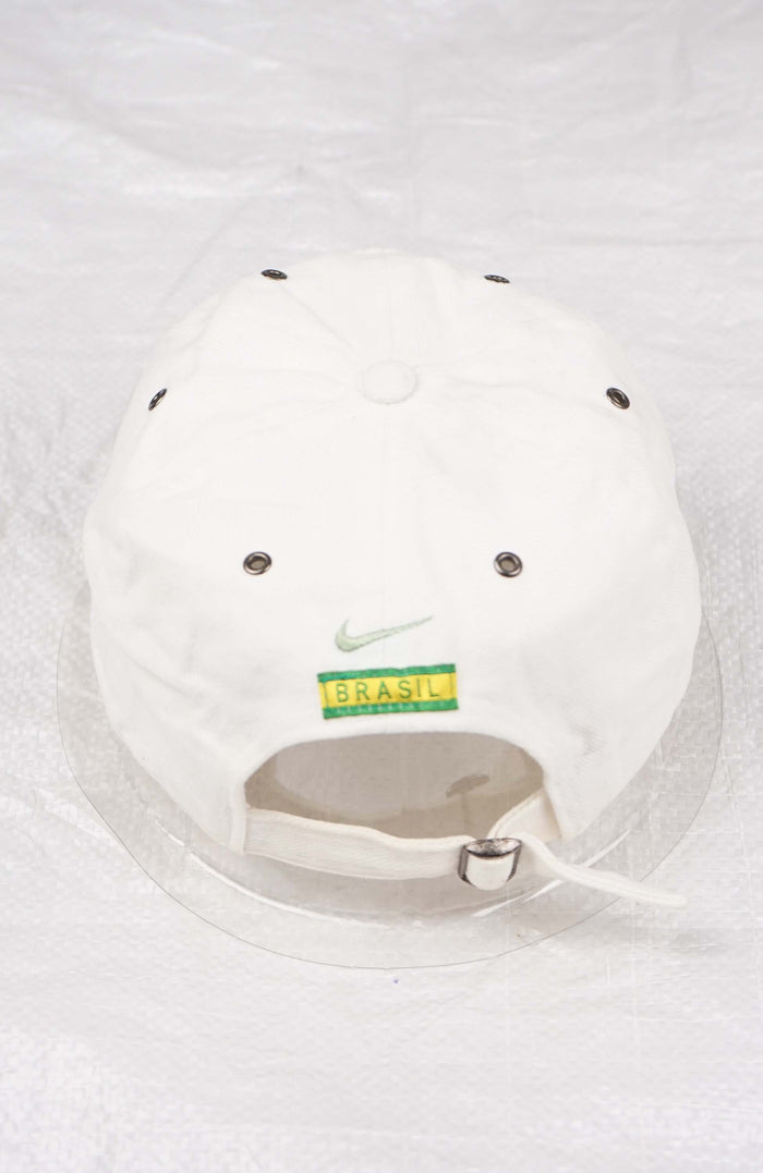 VINTAGE NIKE CBF HAT
