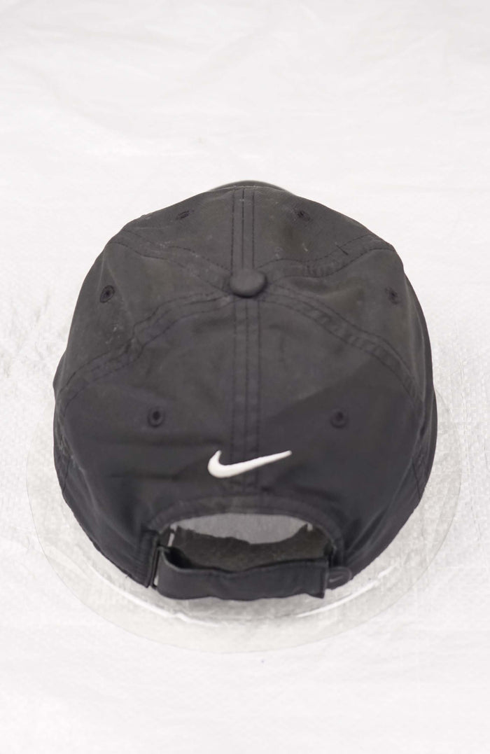 VINTAGE NIKE HAT