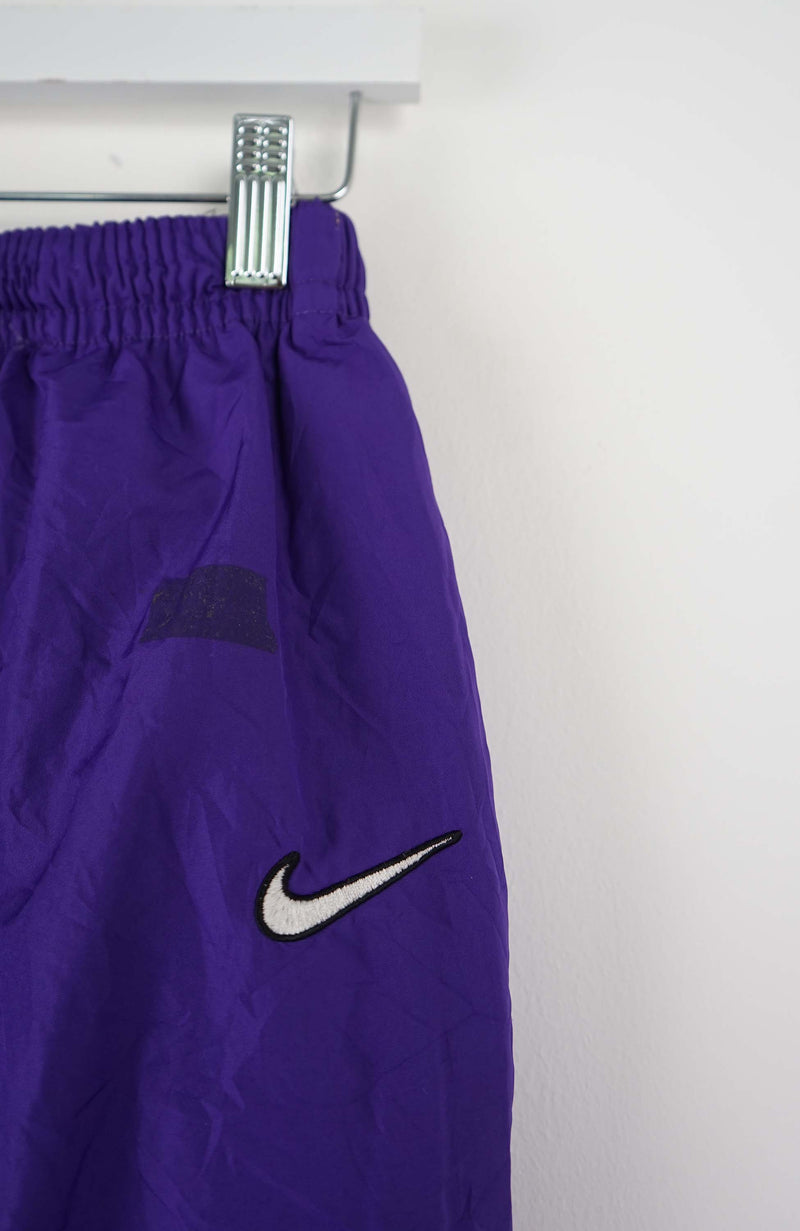 VINTAGE NIKE TRACK PANTS (M)