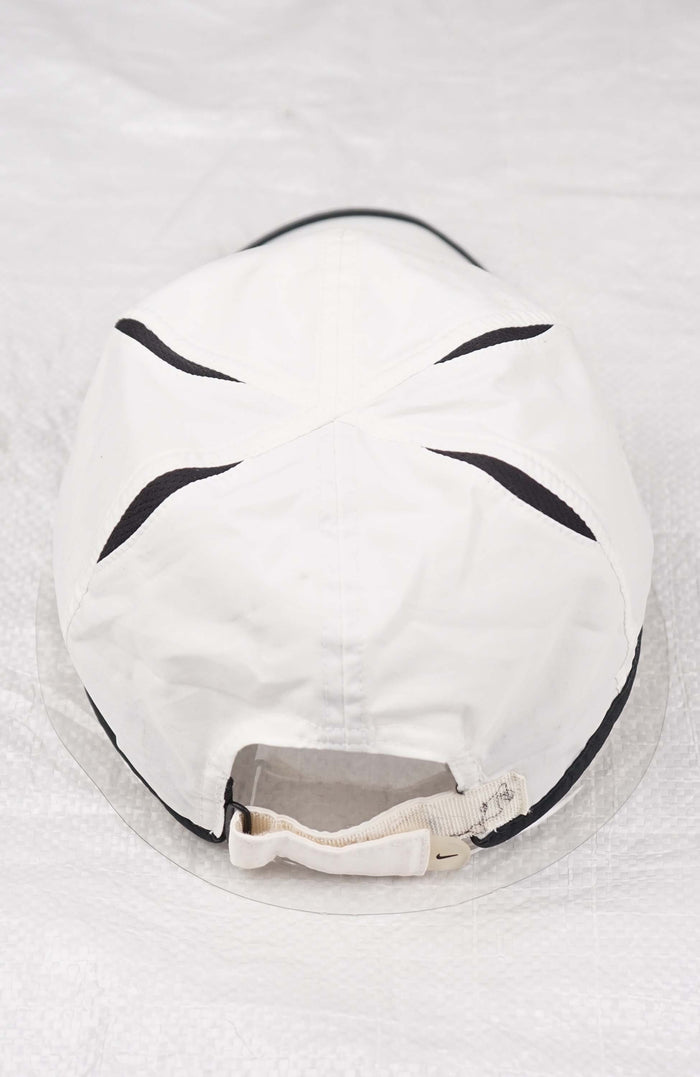 VINTAGE NIKE HAT