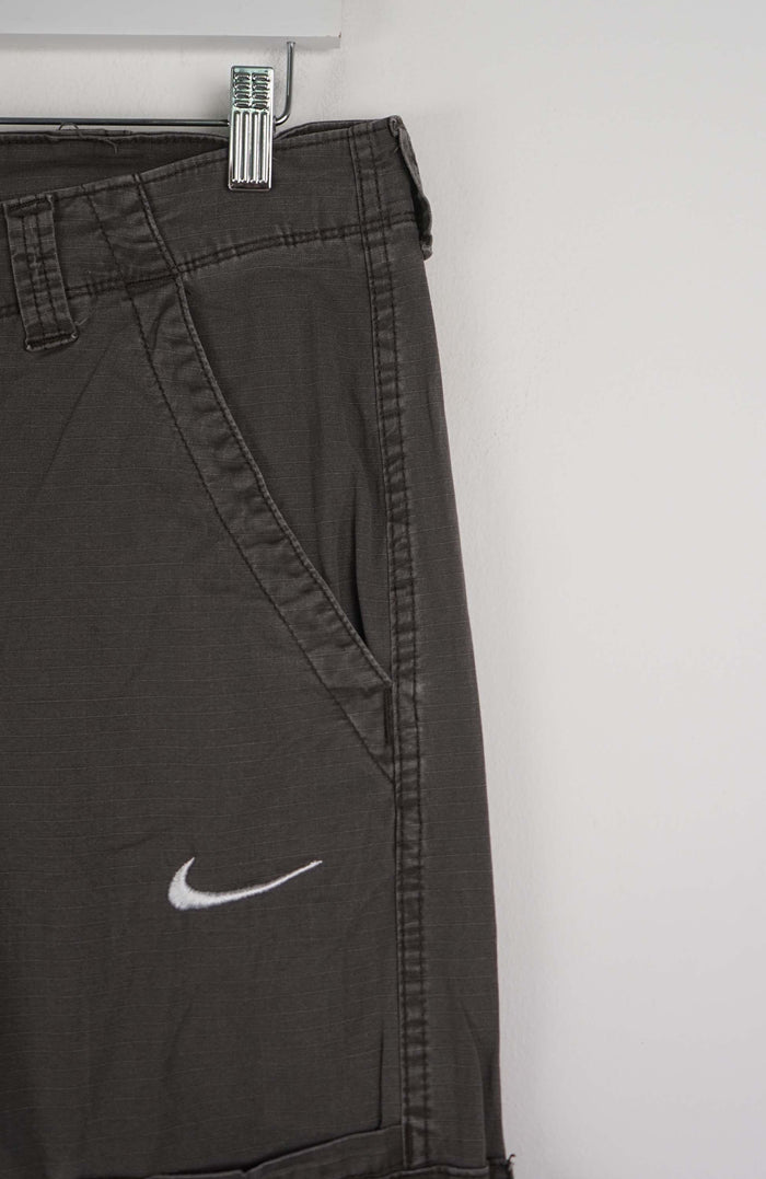 VINTAGE REWORK CARGO PANTS W32