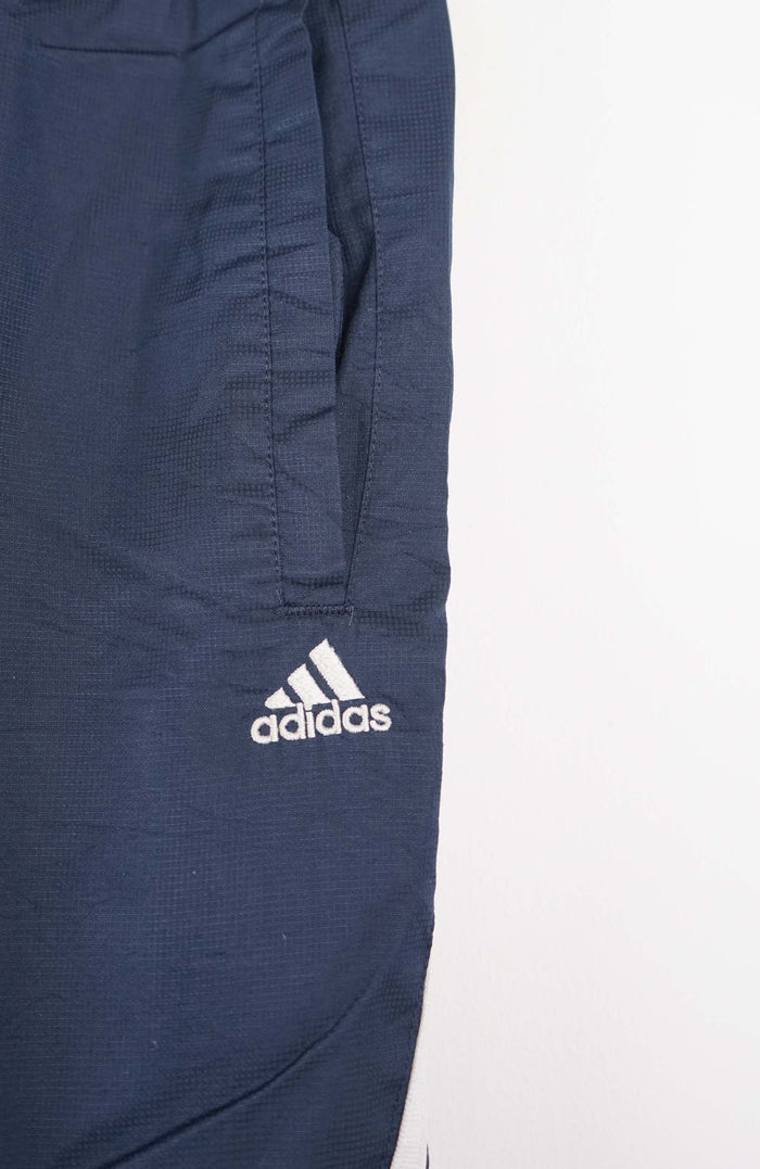 VINTAGE ADIDAS TRACK PANT SHORTS (M)