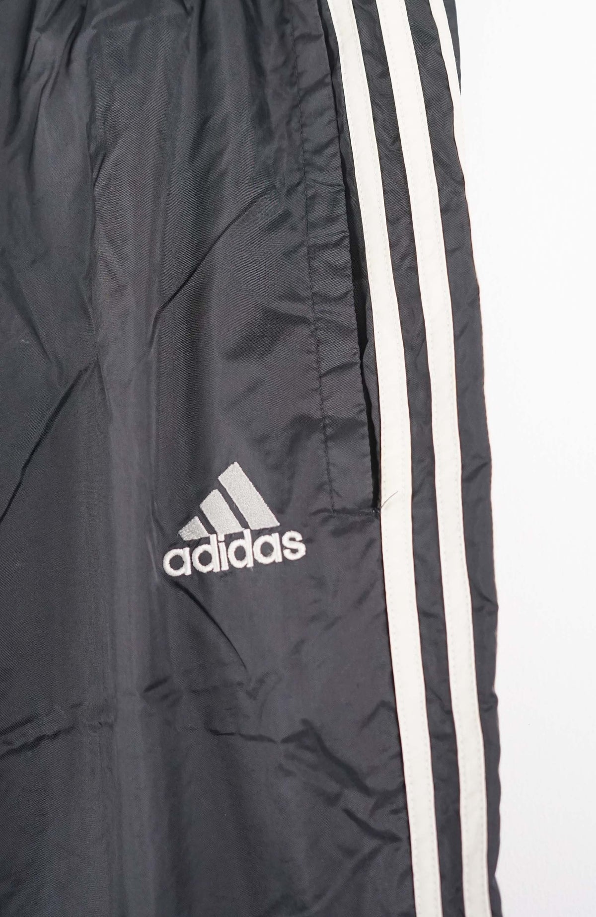 VINTAGE ADIDAS TRACK PANT SHORTS (XL)