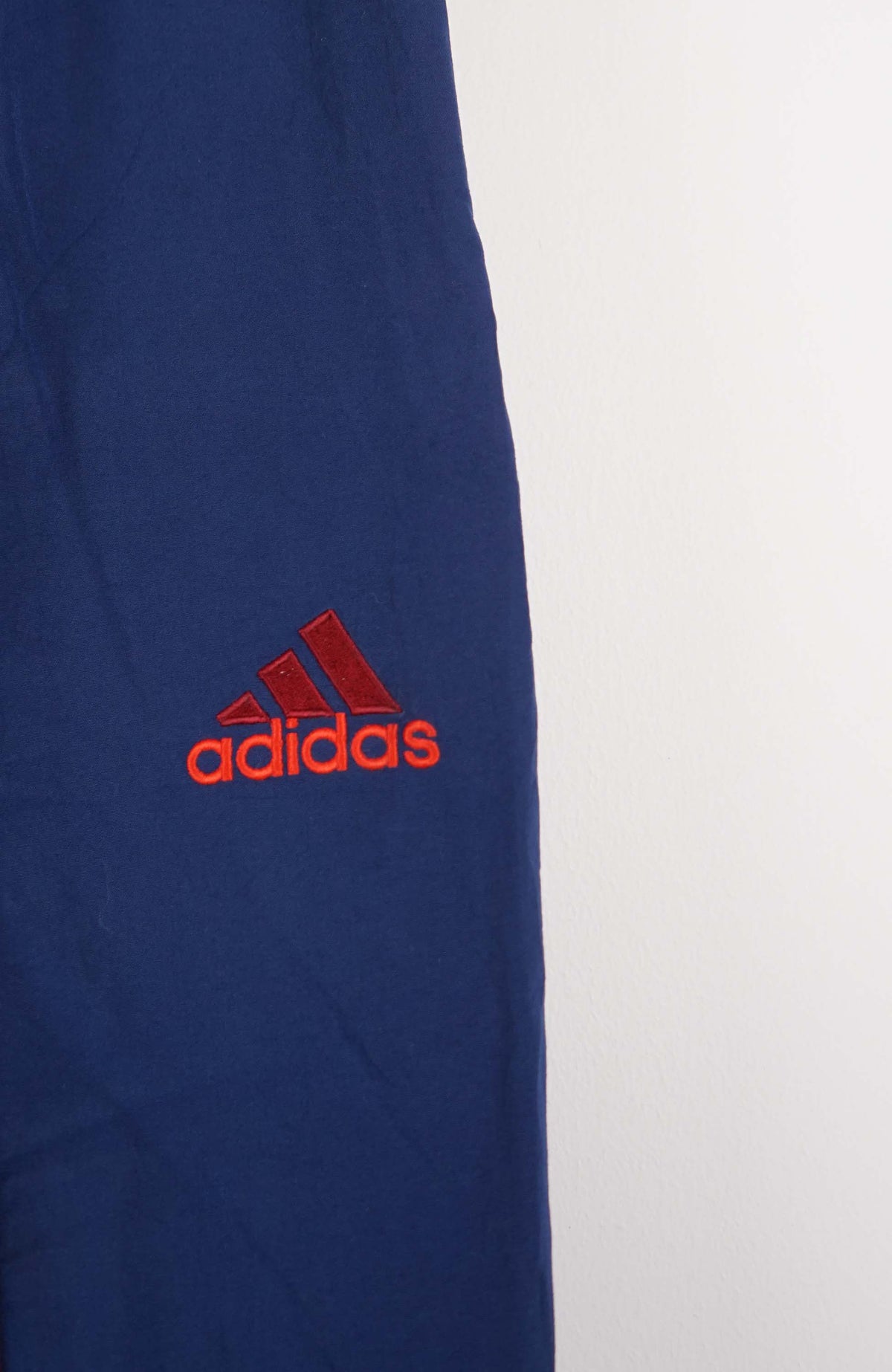 VINTAGE ADIDAS TRACK PANTS (M)