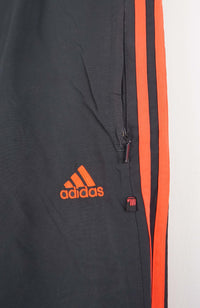 VINTAGE ADIDAS TRACK PANT SHORTS (L)