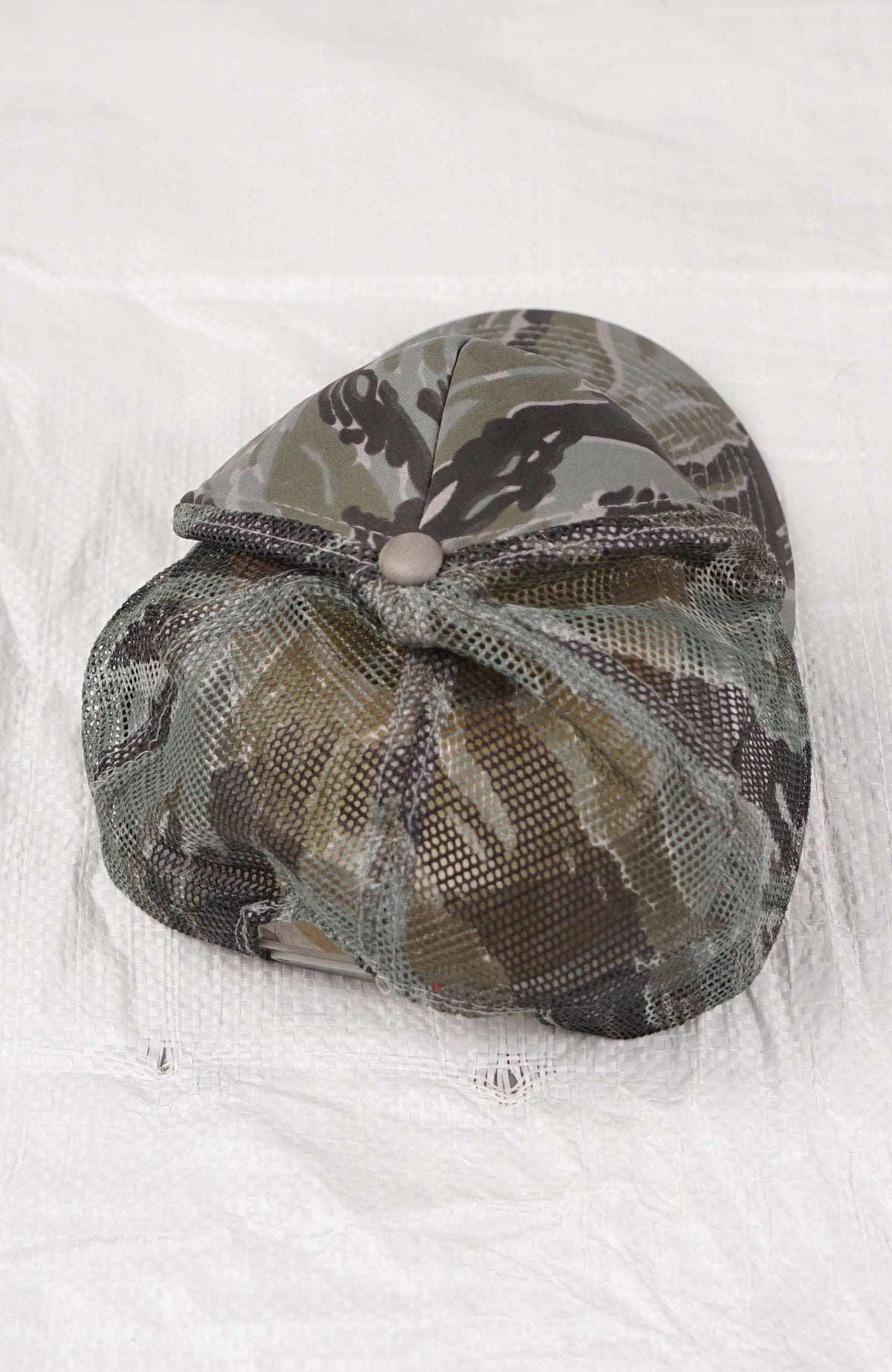 VINTAGE ALASKA WILDLIFE CAMO HAT