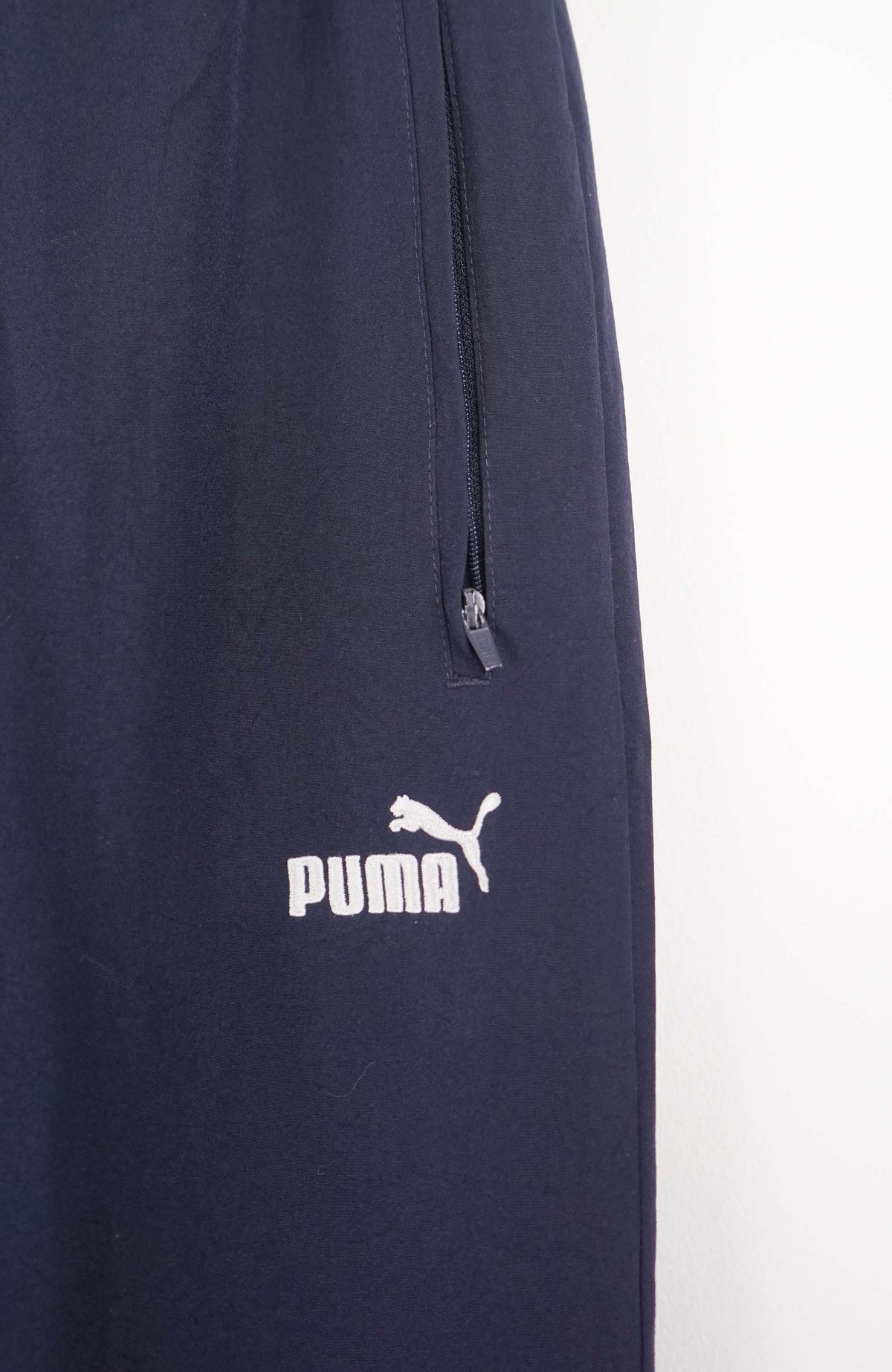 VINTAGE PUMA TRACK PANTS (L)