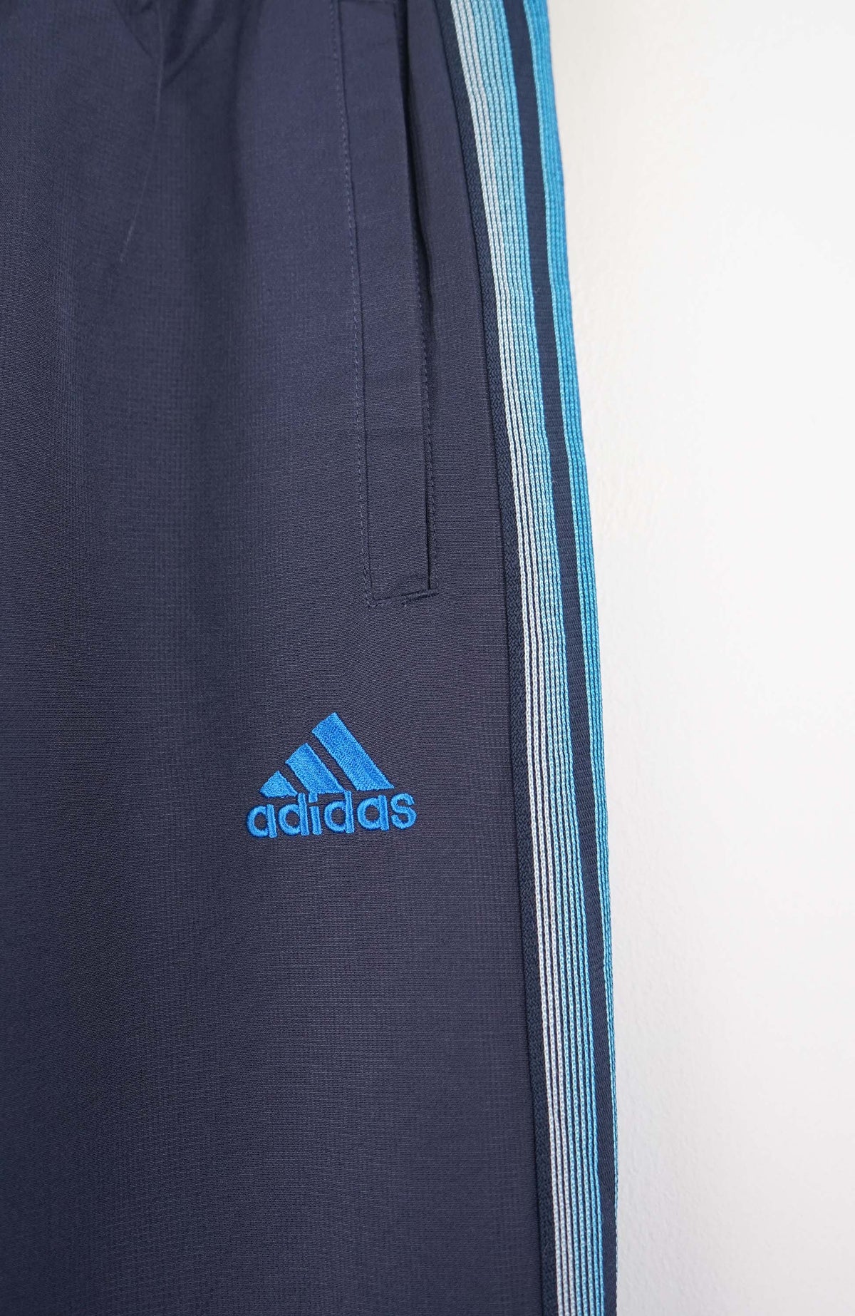 VINTAGE ADIDAS TRACK PANTS (XS)