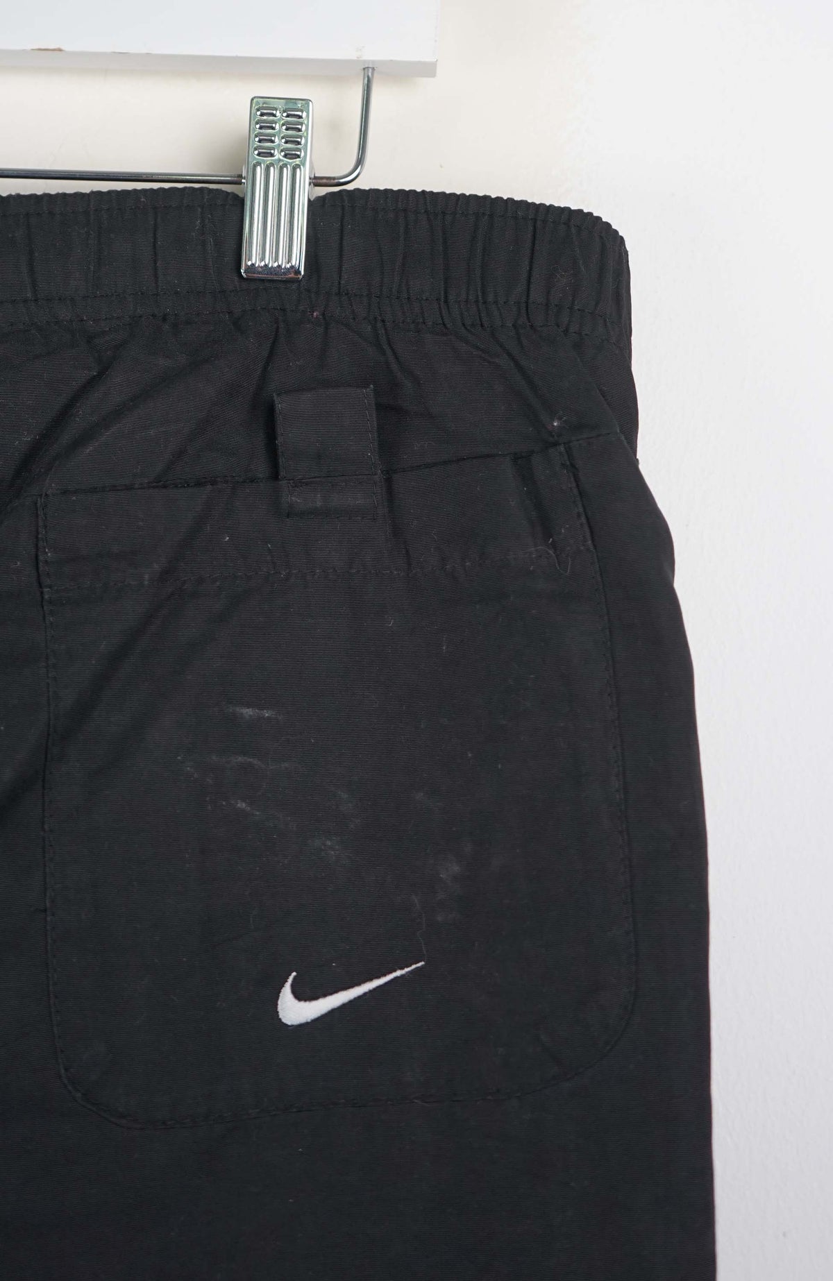VINTAGE NIKE TRACK PANTS (XXL)