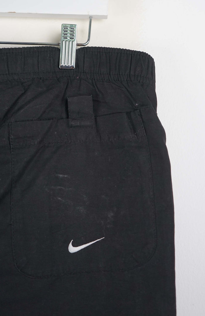 VINTAGE NIKE TRACK PANTS (XXL)