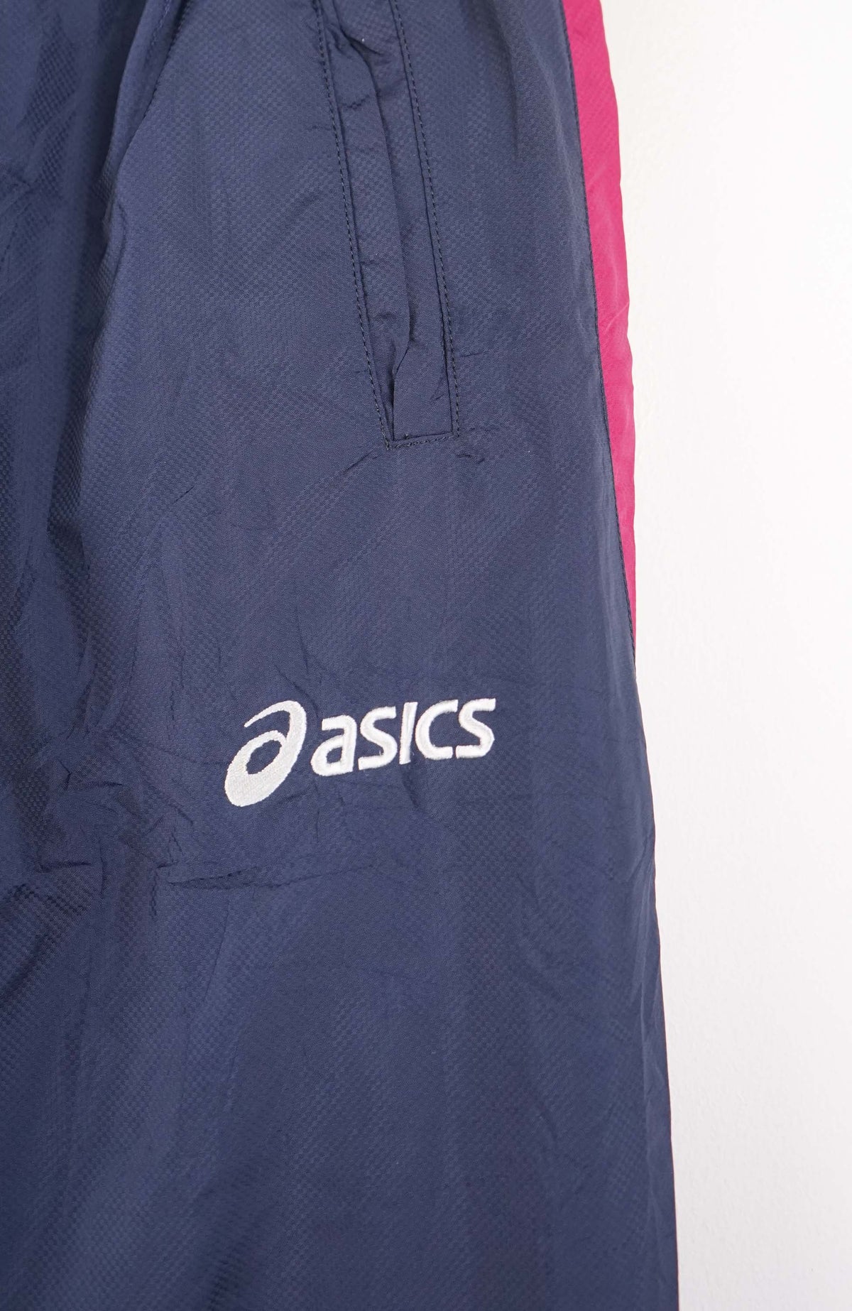VINTAGE ASICS TRACK PANTS (S)