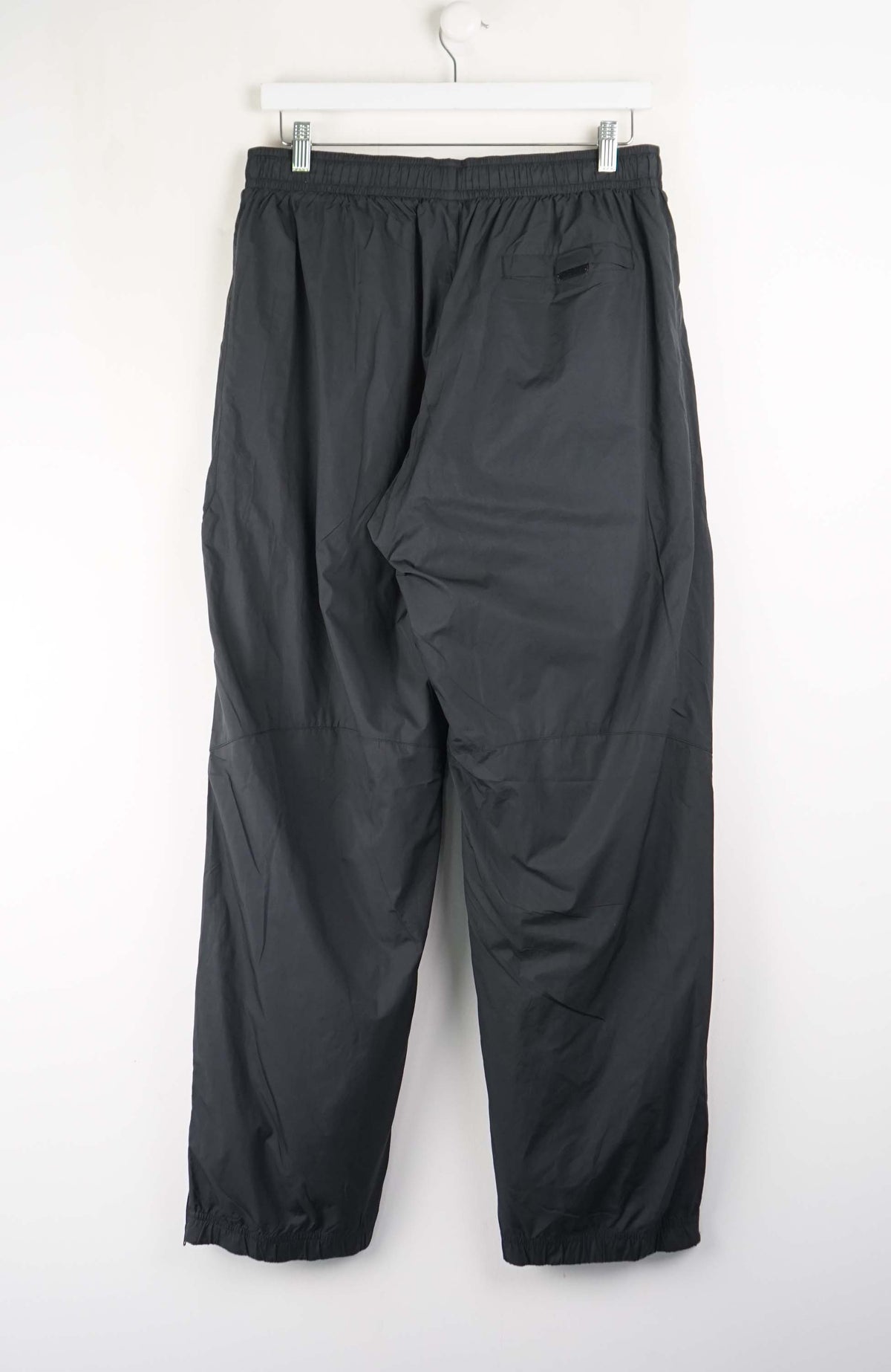 VINTAGE NIKE TRACK PANTS (M)