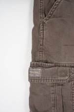 VINTAGE WRANGLER CARGO SHORTS W36