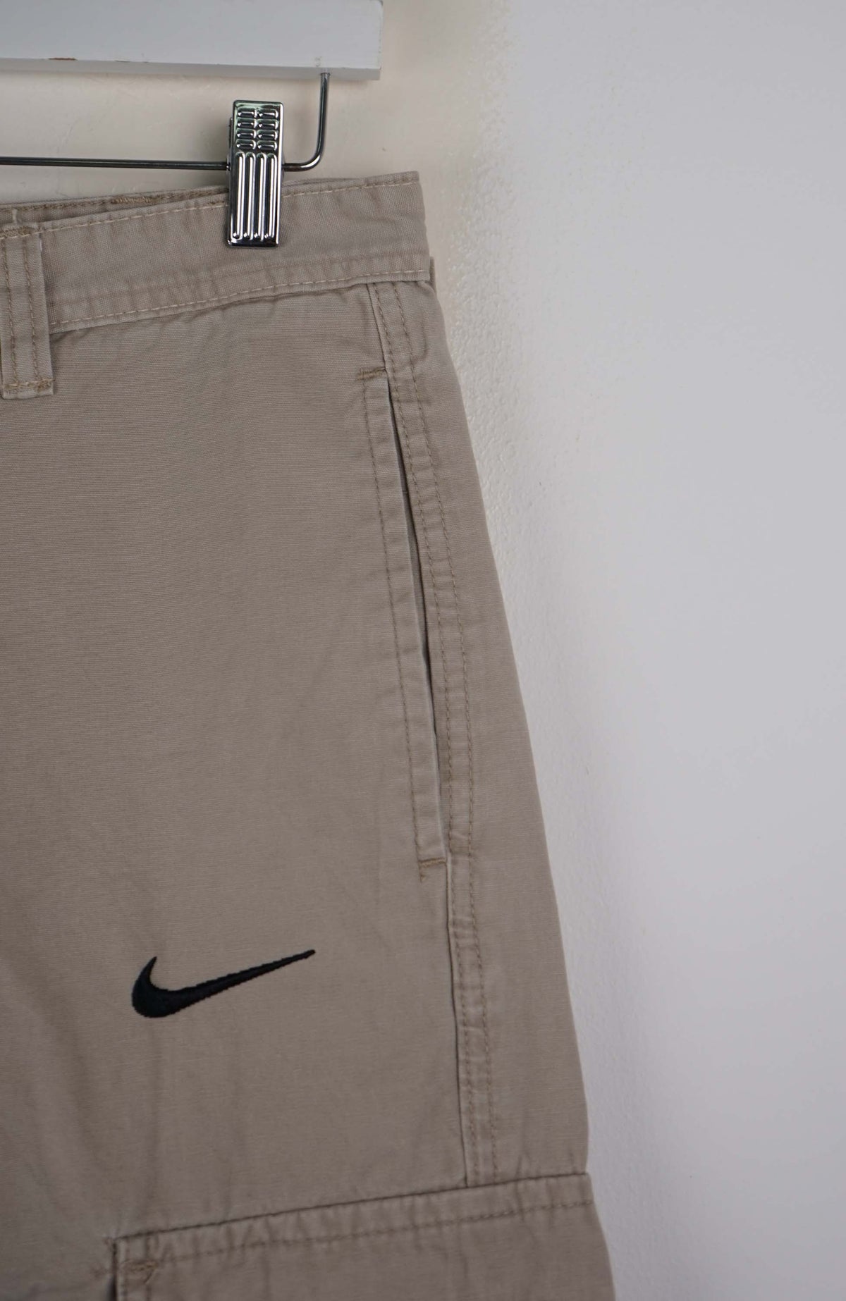 VINTAGE REWORK CARGO SHORTS W30