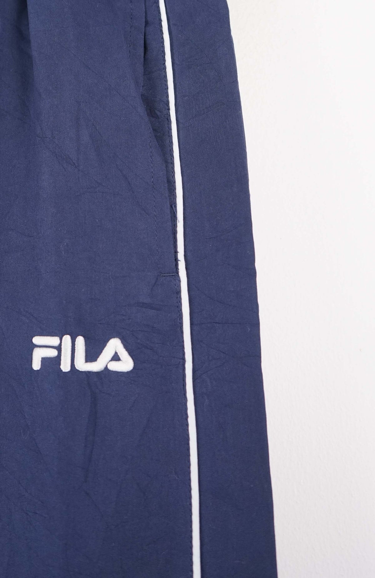 VINTAGE FILA TRACK PANTS (M)