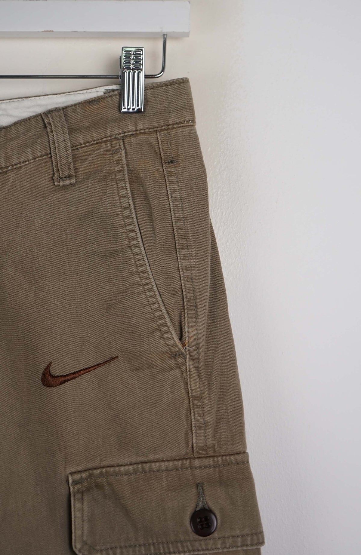 VINTAGE REWORK CARGO SHORTS W30