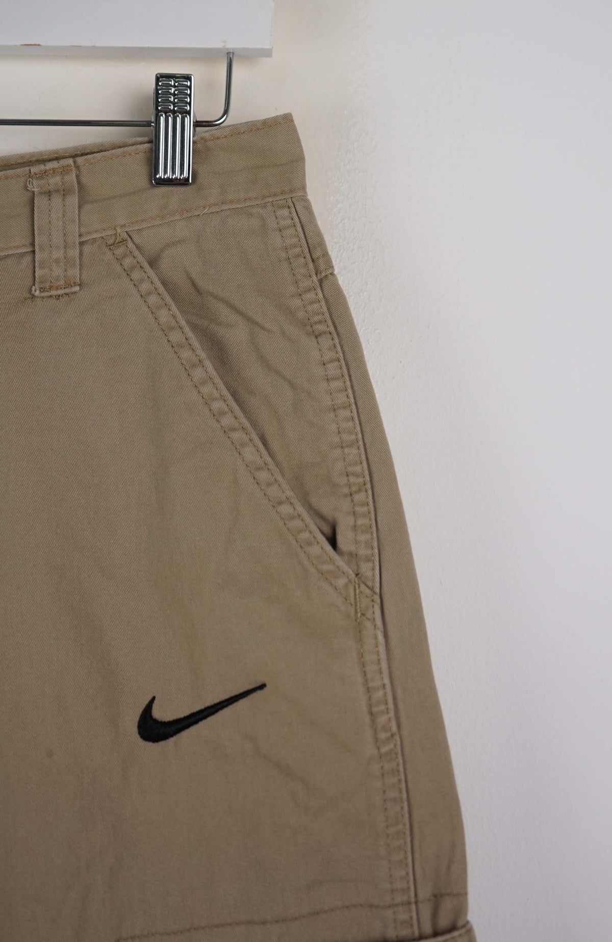 VINTAGE REWORK CARGO SHORTS W30