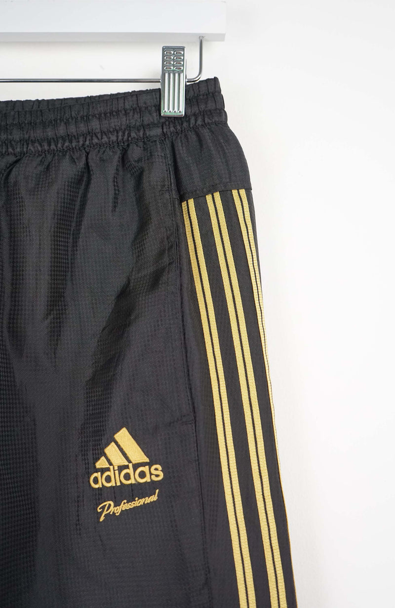 VINTAGE ADIDAS TRACK PANTS (S)