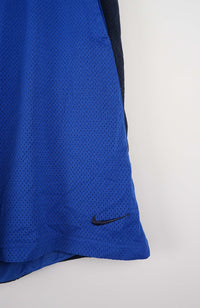 VINTAGE NIKE  SHORTS W30