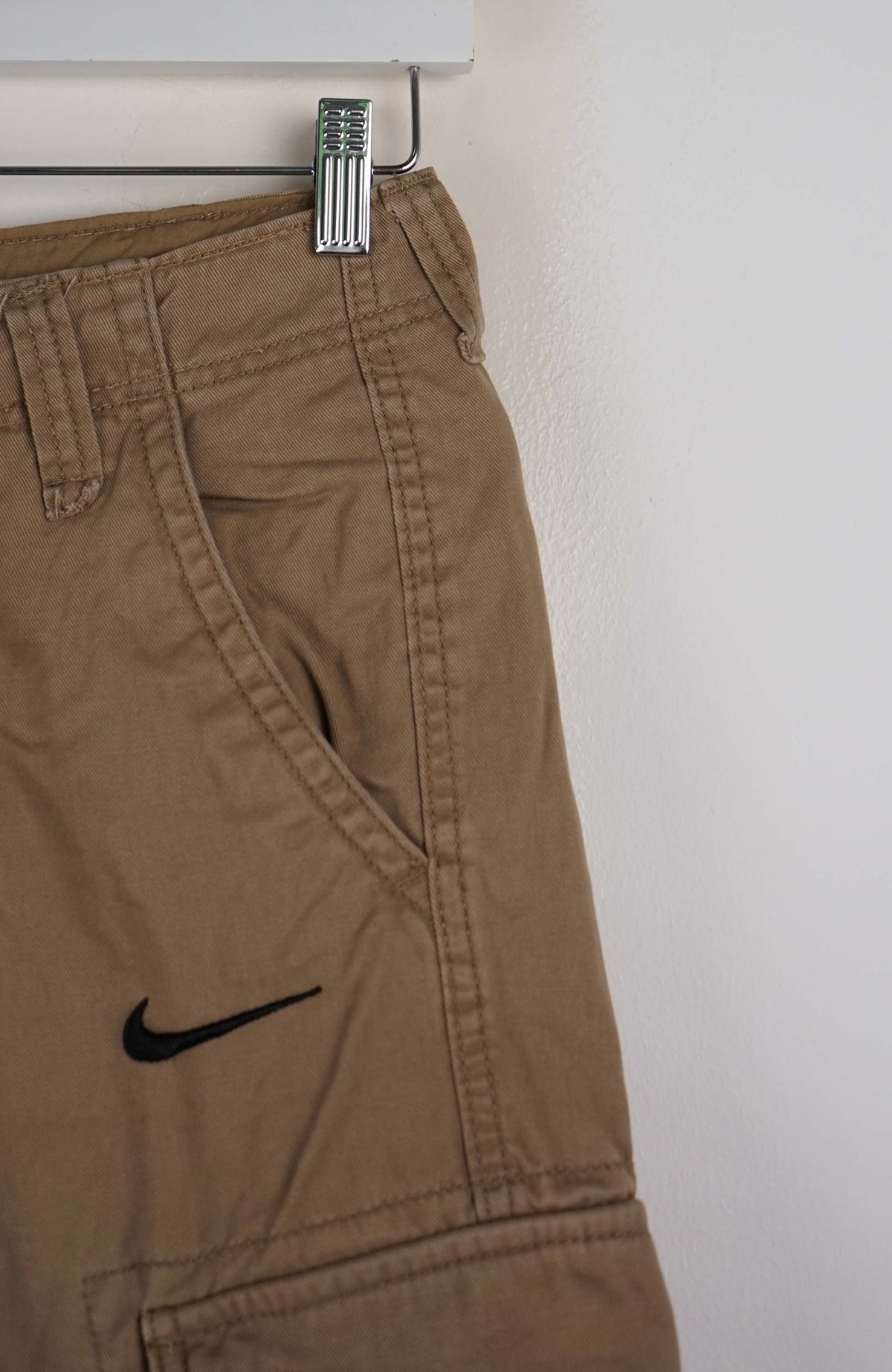 VINTAGE REWORK CARGO SHORTS W28