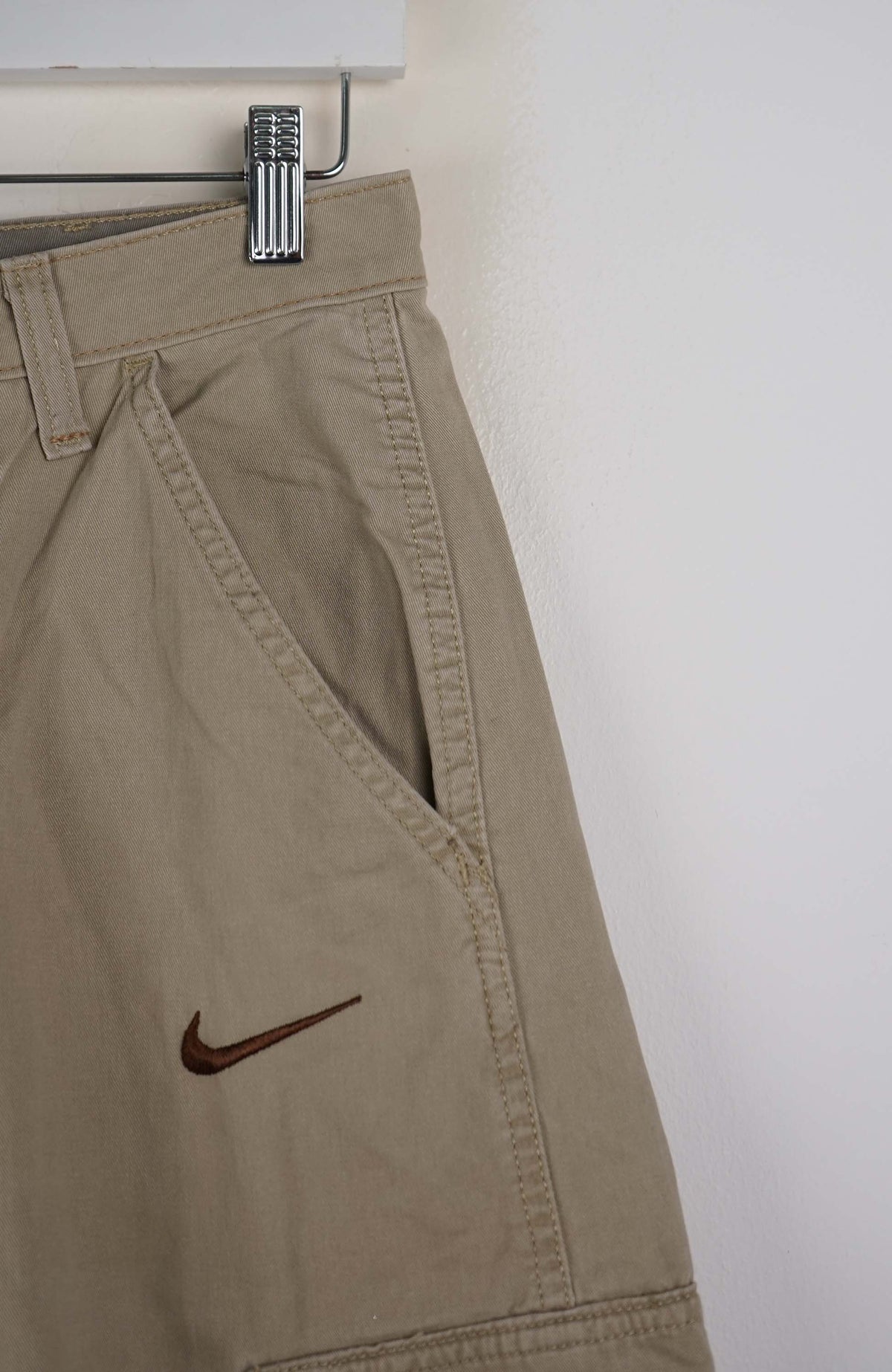 VINTAGE REWORK CARGO SHORTS W30