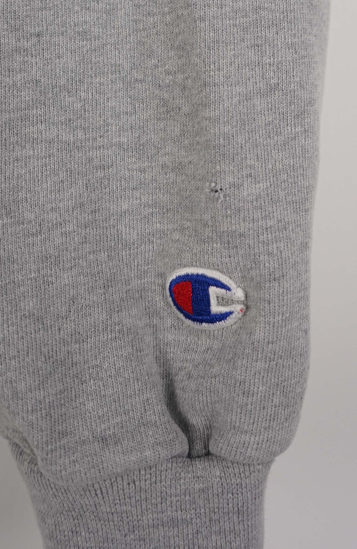 VINTAGE CHAMPION SWEATER (M)