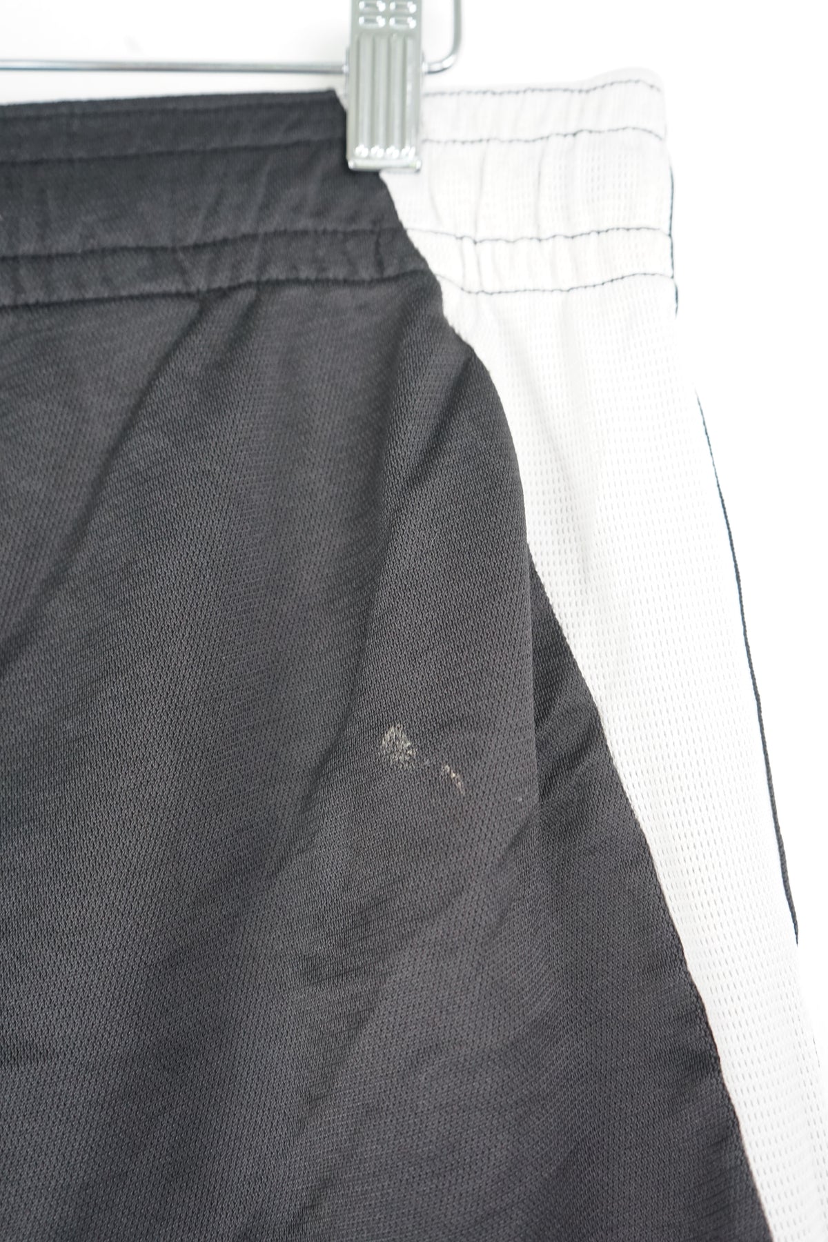 VINTAGE ADIDAS SHORTS W33