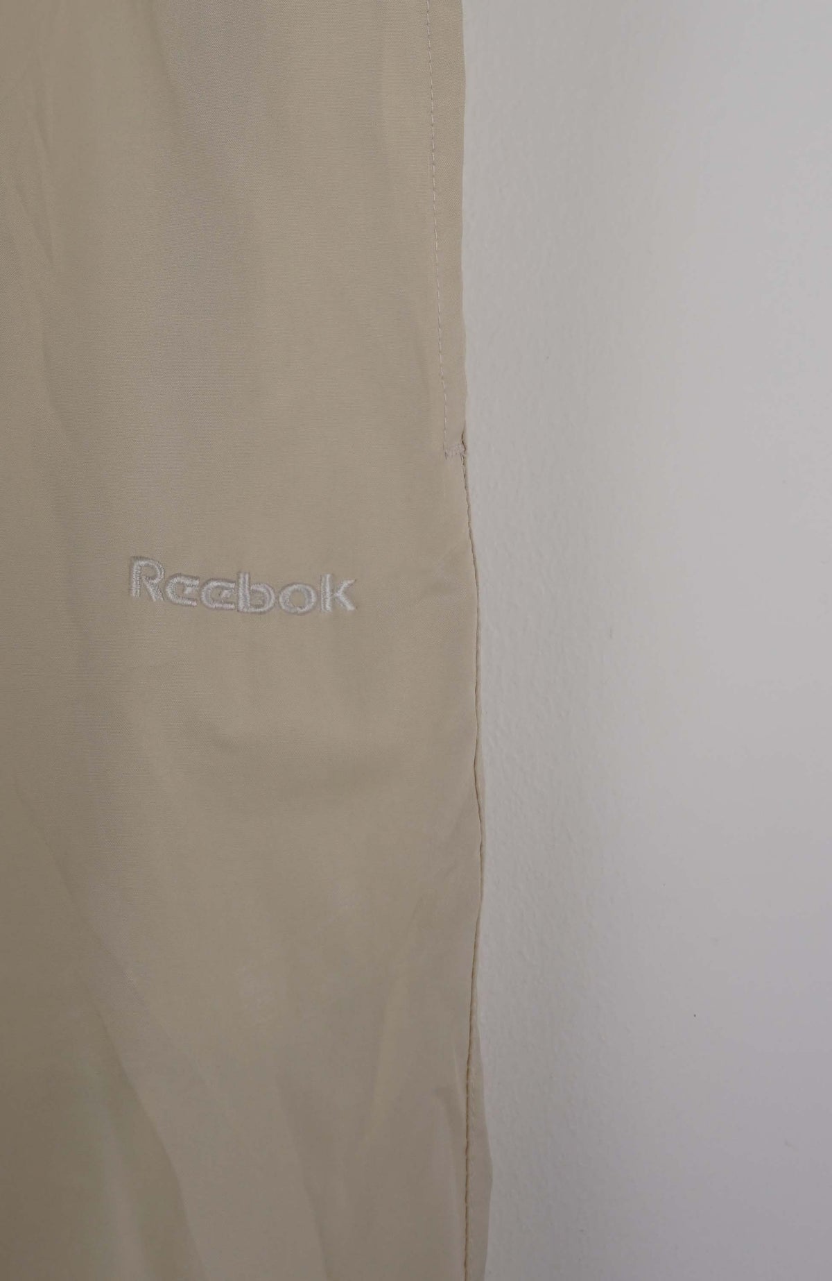 VINTAGE REEBOK TRACK PANTS (L)