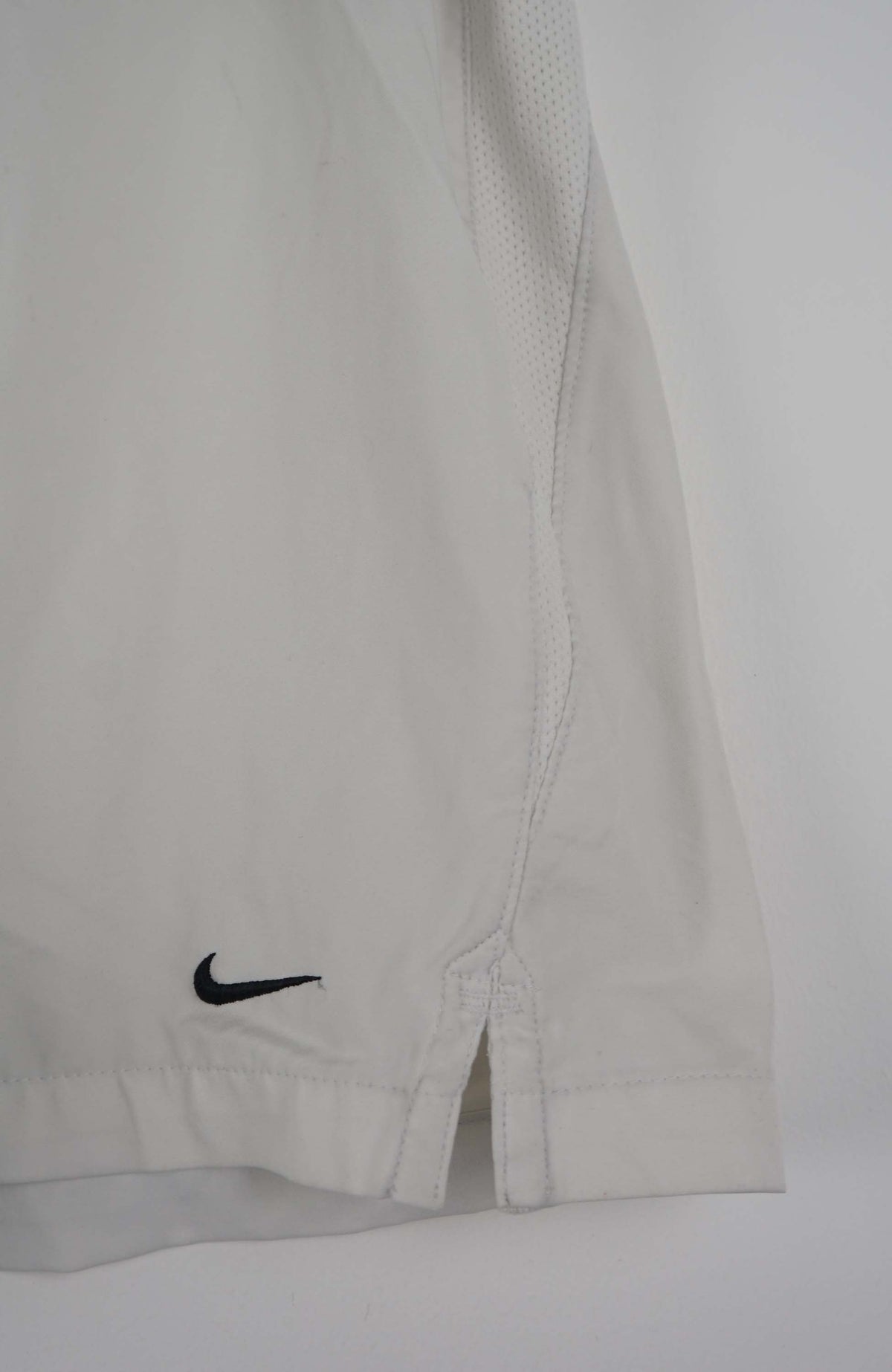 VINTAGE NIKE SHORTS W34