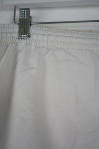 VINTAGE NIKE SHORTS W34