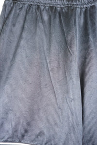 VINTAGE NIKE SHORTS W23