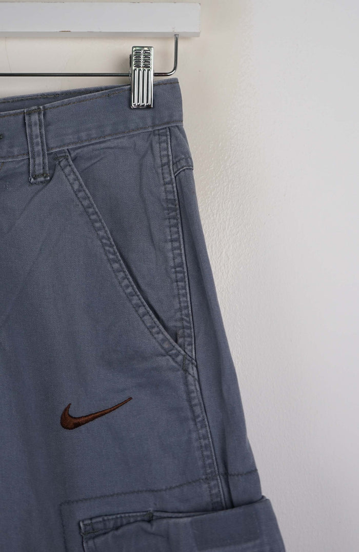 VINTAGE REWORK CARGO SHORTS W26