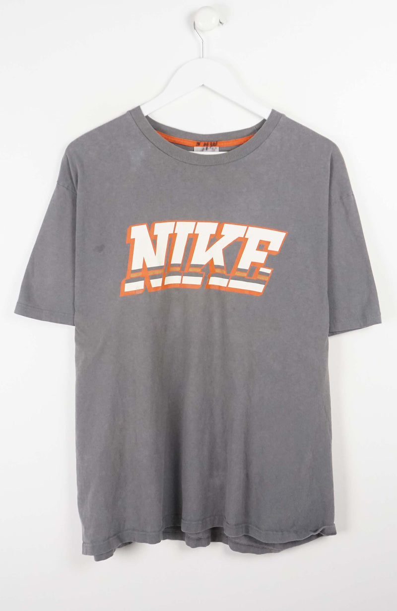 VINTAGE NIKE T-SHIRT (L)