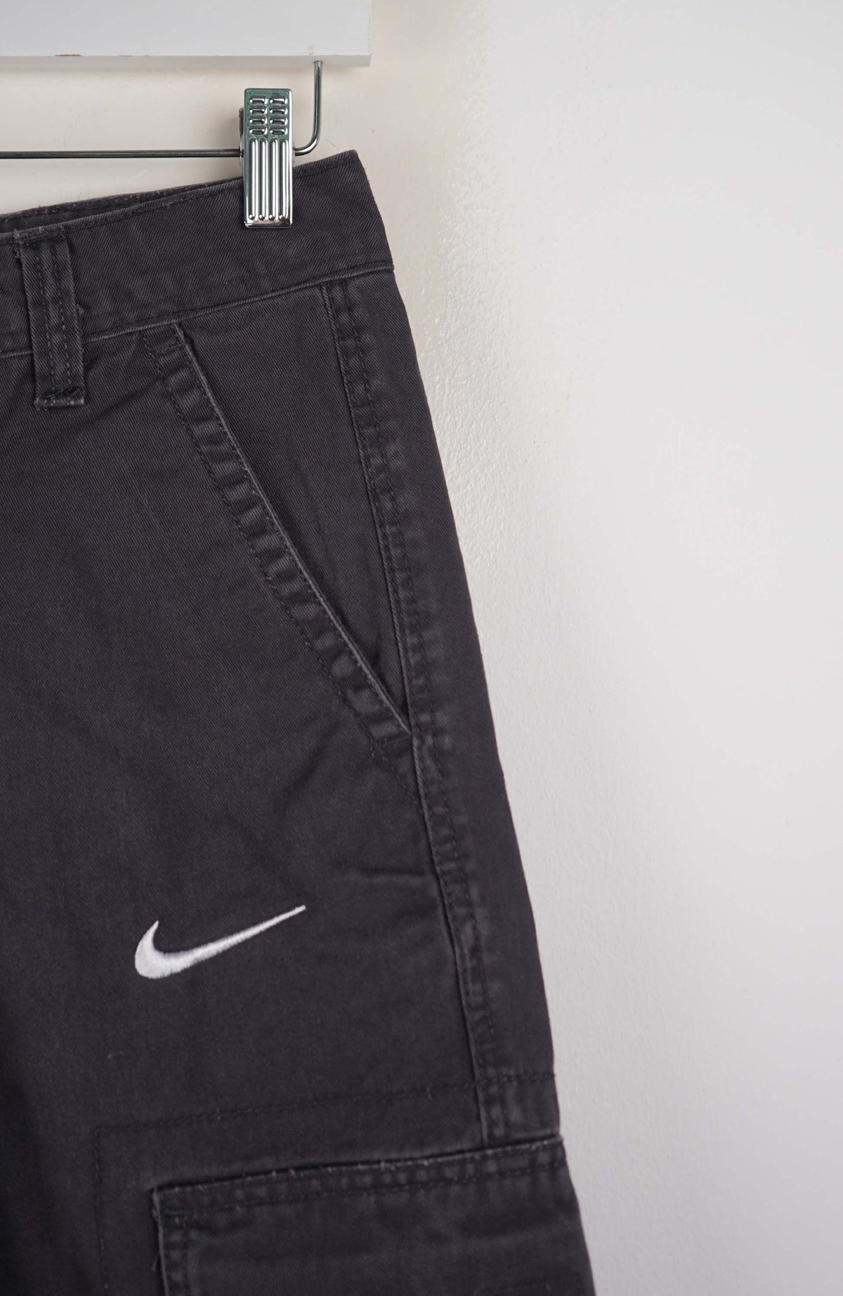 VINTAGE REWORK CARGO SHORTS W28