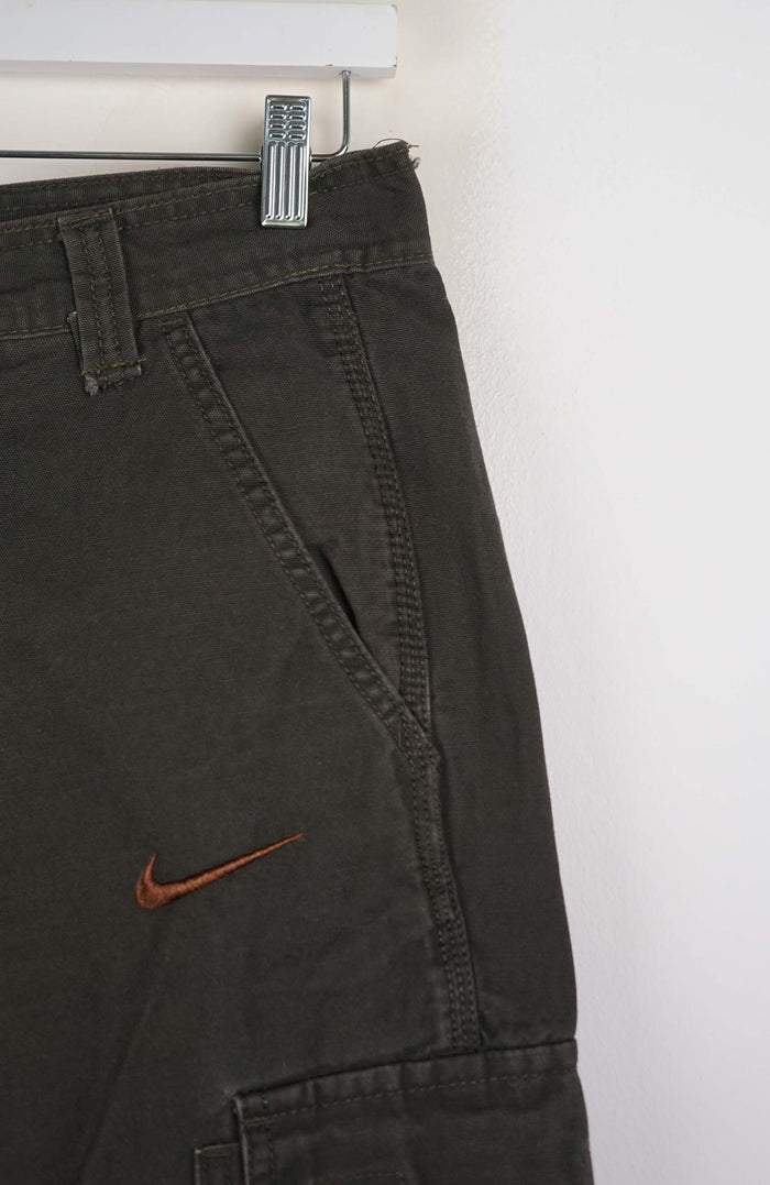 VINTAGE REWORK CARGO SHORTS W30