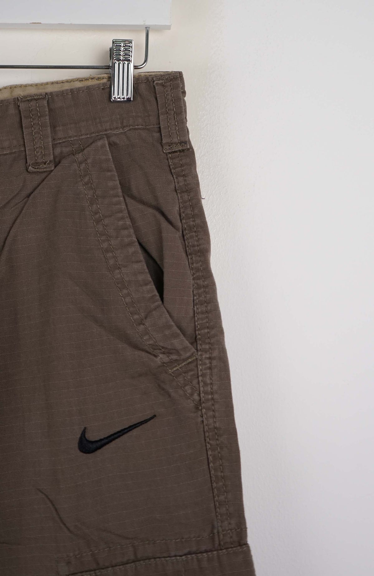 VINTAGE REWORK CARGO SHORTS W31