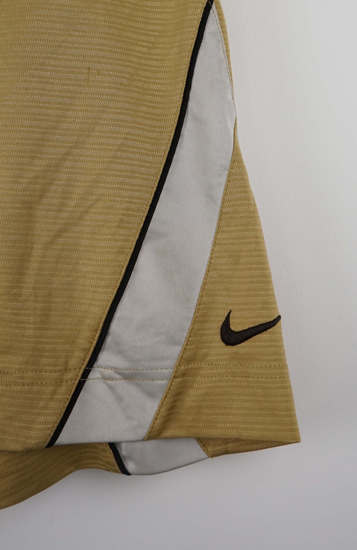 VINTAGE NIKE SHORTS W36