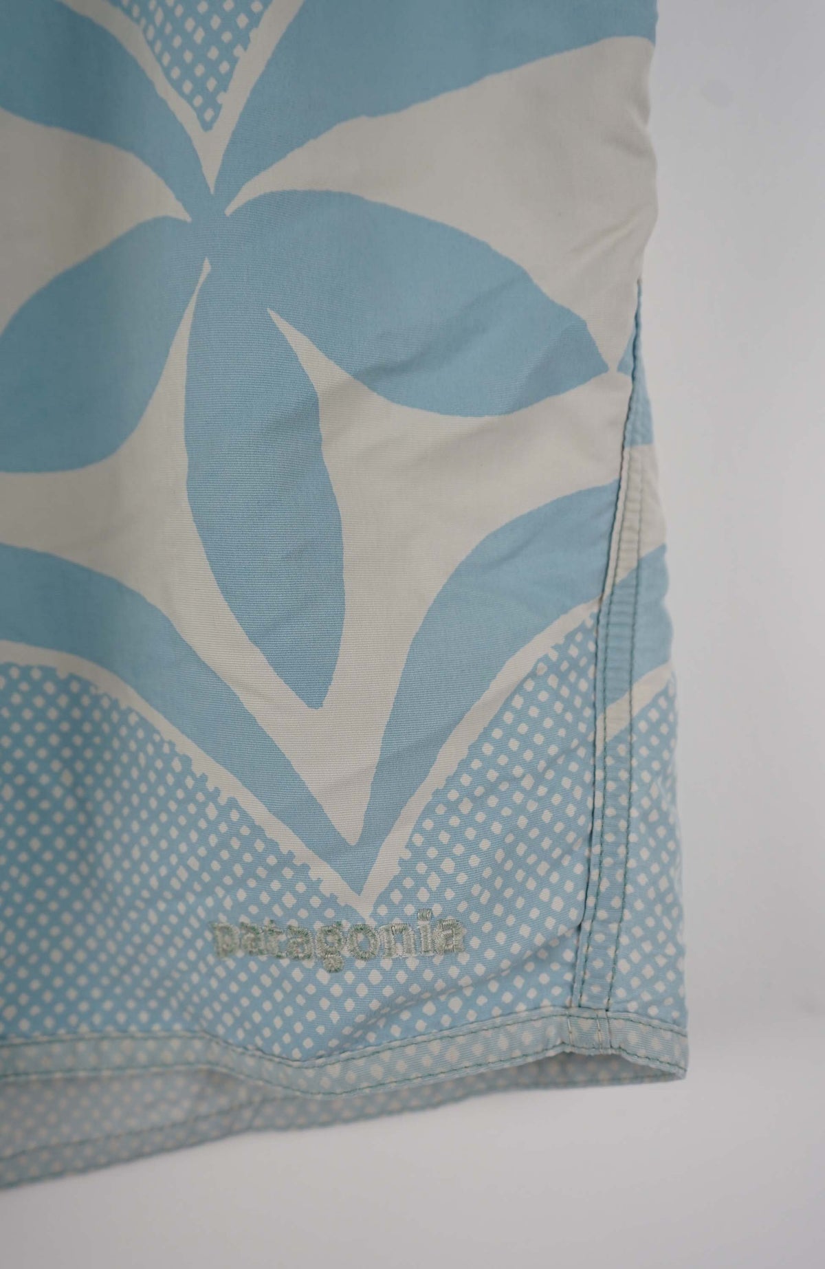 VINTAGE PATAGONIA BOARD SHORTS W36