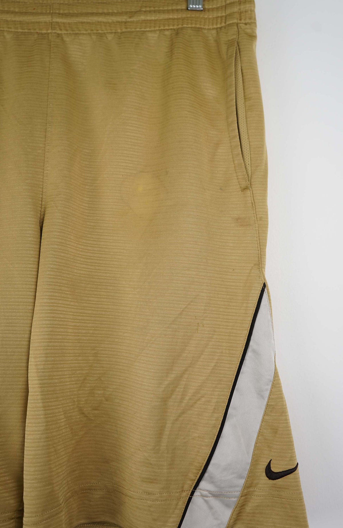 VINTAGE NIKE SHORTS W36