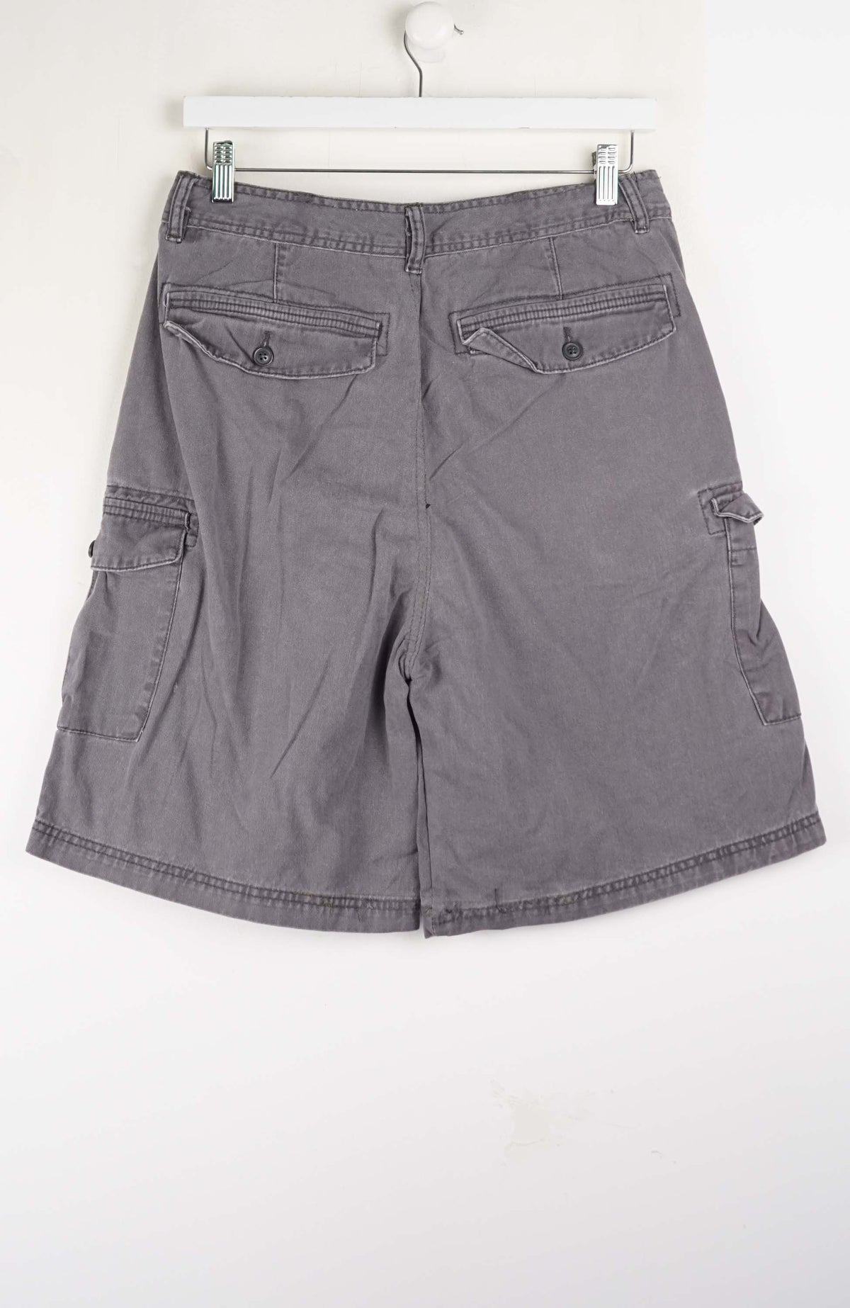 VINTAGE REWORK CARGO SHORTS W30