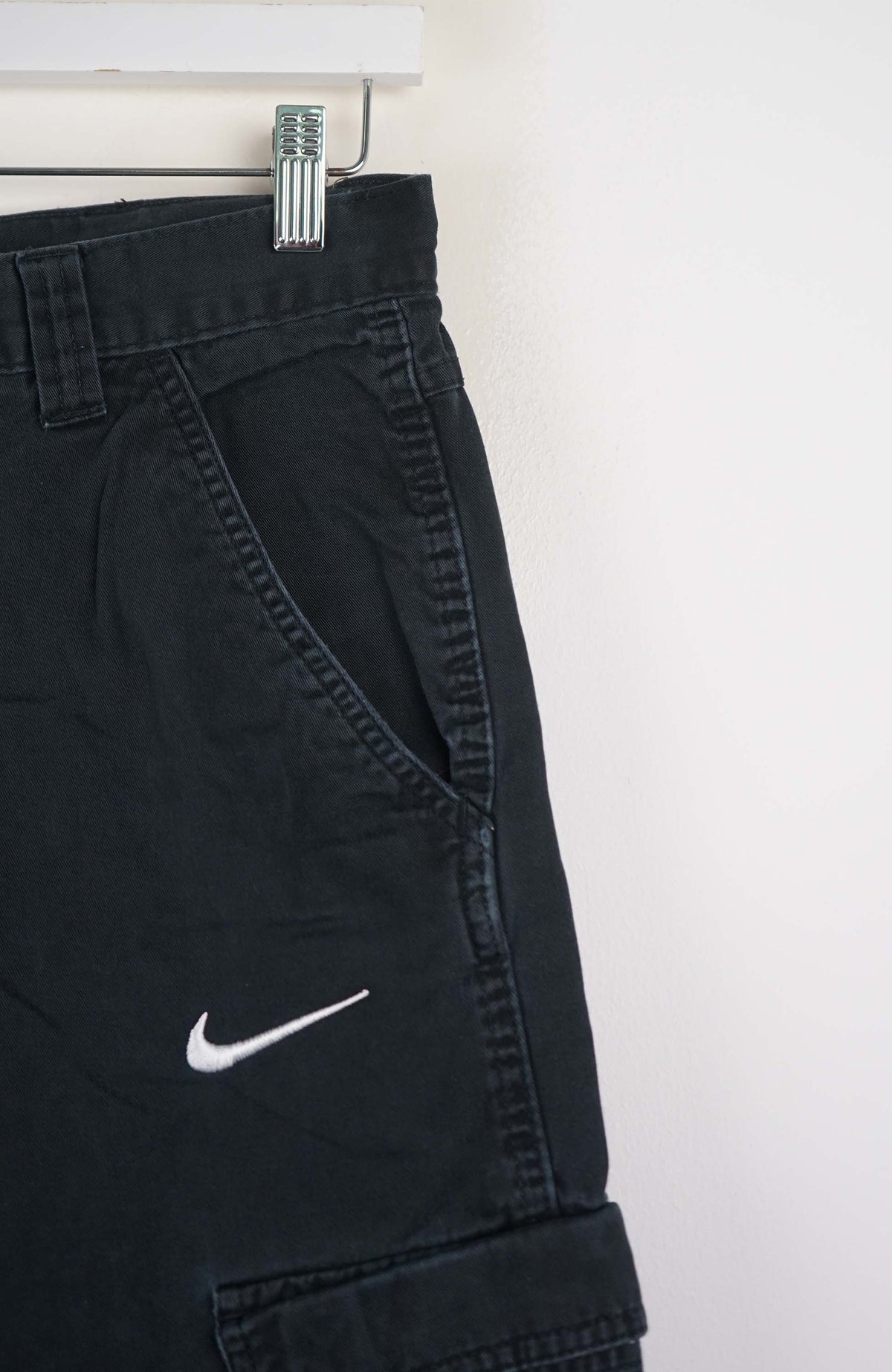 VINTAGE REWORK CARGO SHORTS W30