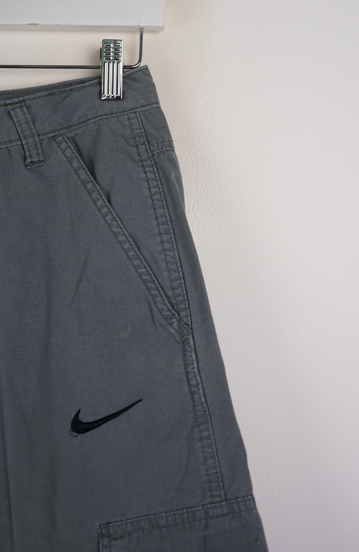 VINTAGE REWORK CARGO SHORTS W32