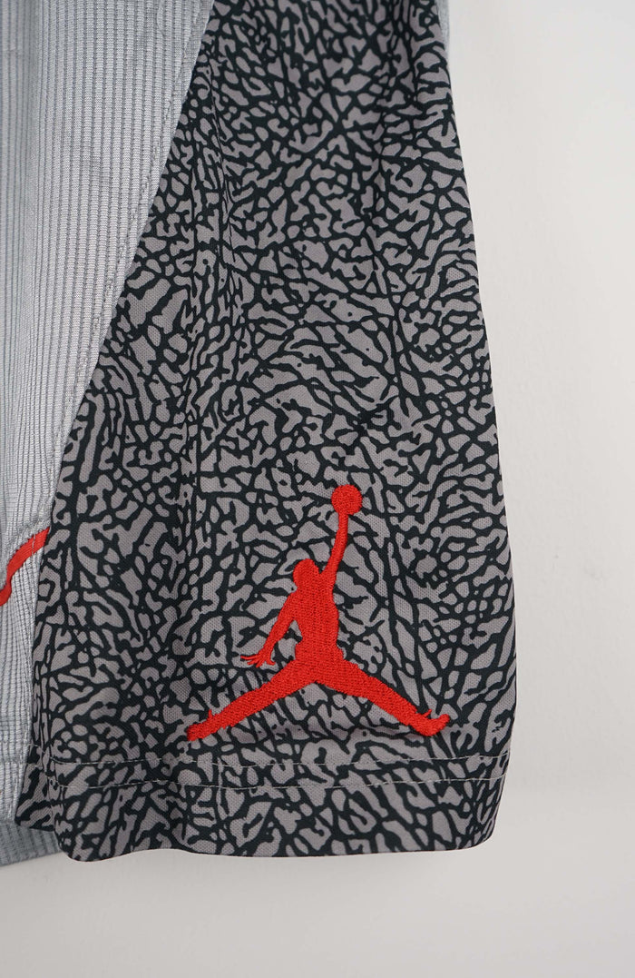 VINTAGE JORDAN SHORTS W38