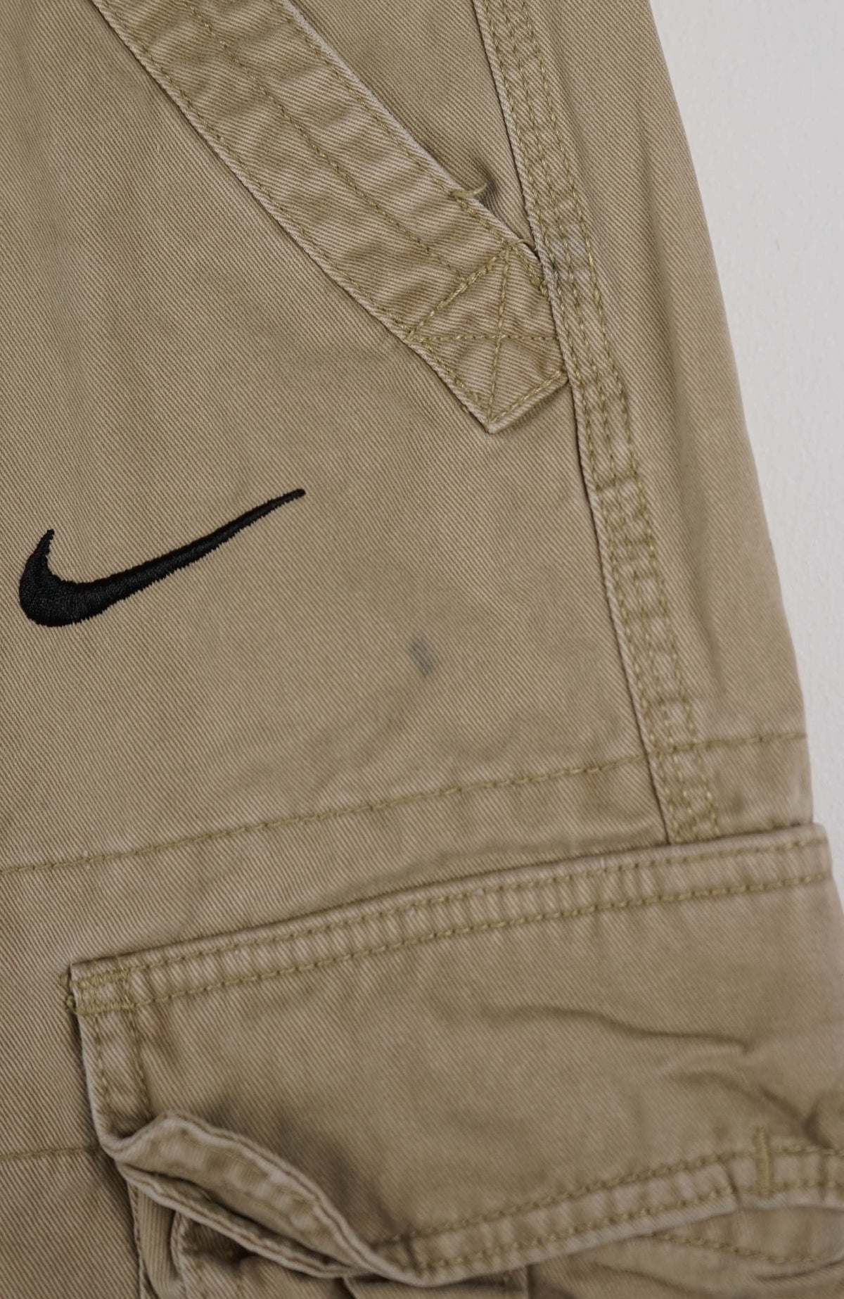 VINTAGE REWORK CARGO SHORTS W31